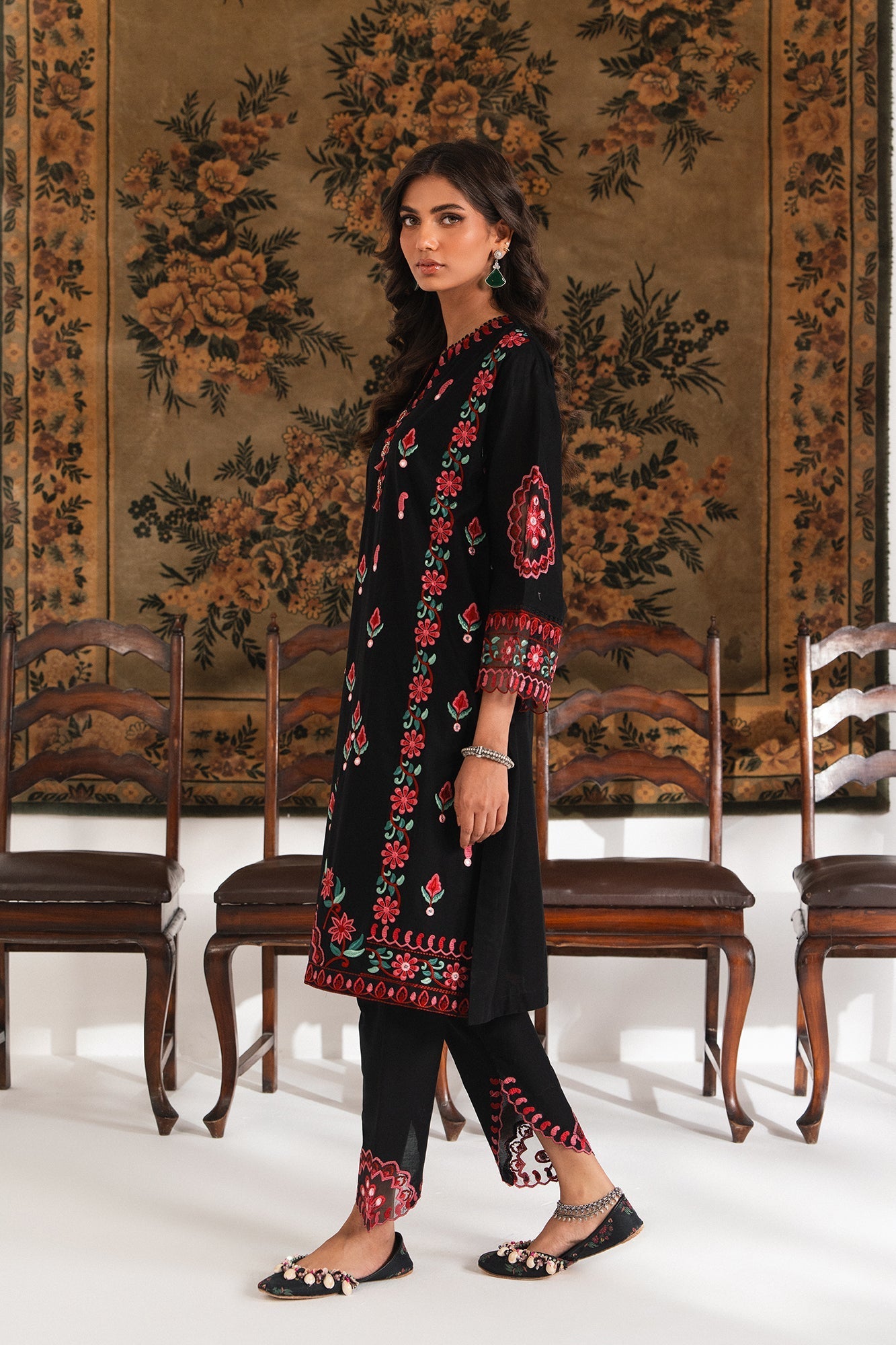 EMBROIDERED SUIT (E3390/103/902) - Image 3