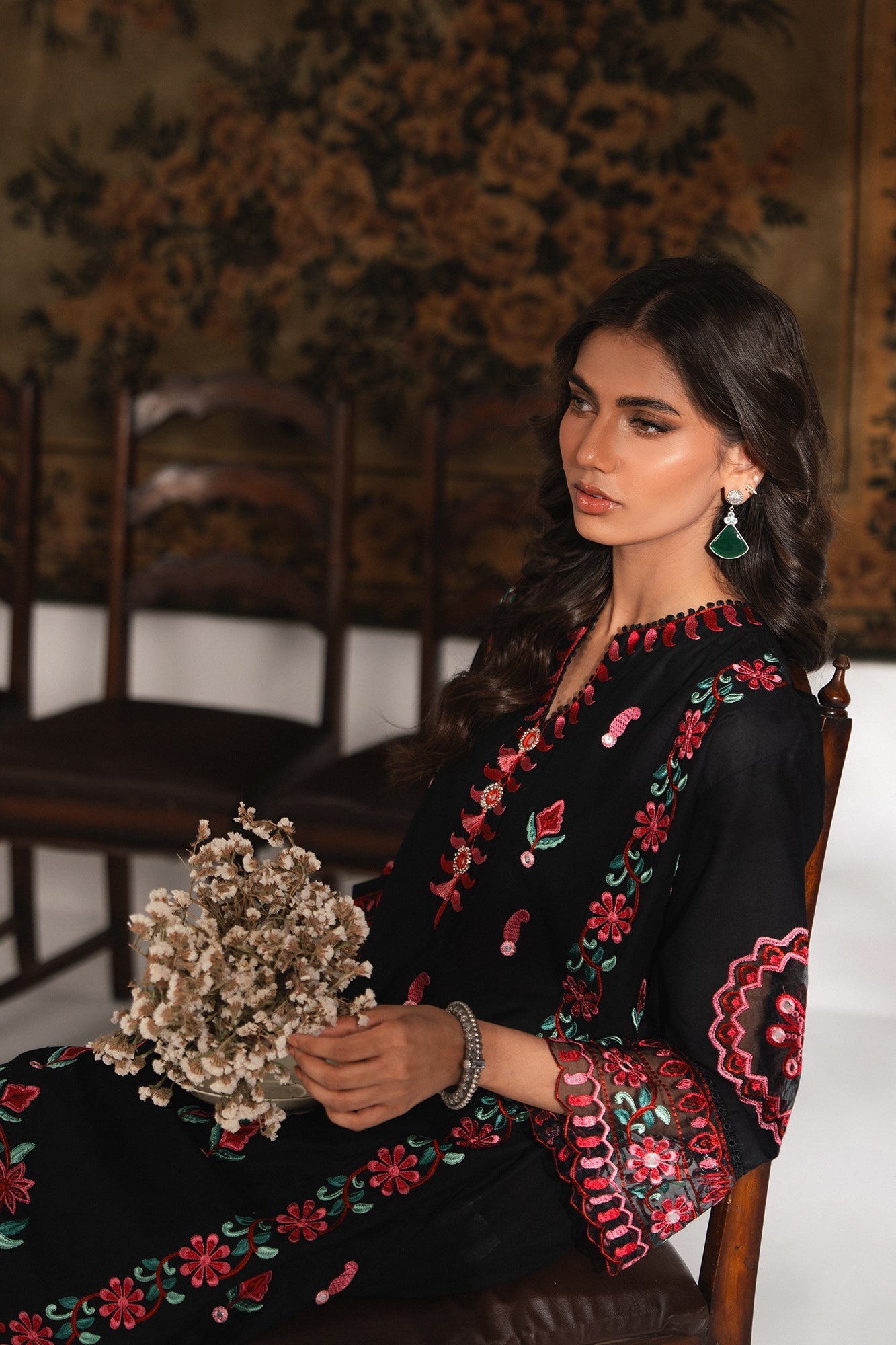 EMBROIDERED SUIT (E3390/103/902) - Image 7