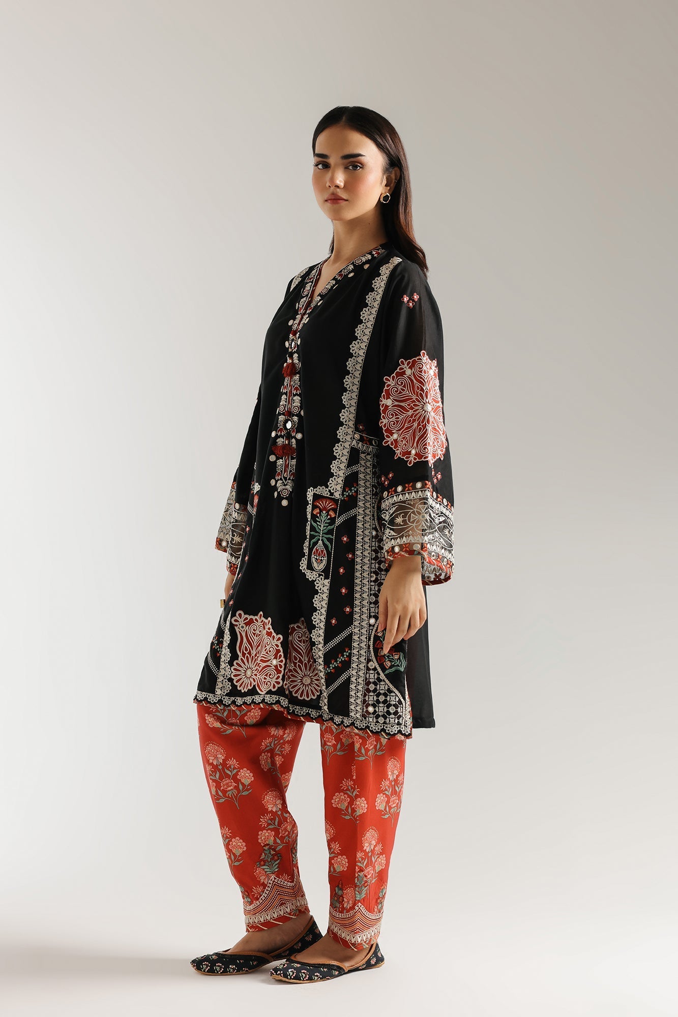 EMBROIDERED SUIT (E3396/103/902) - Image 3