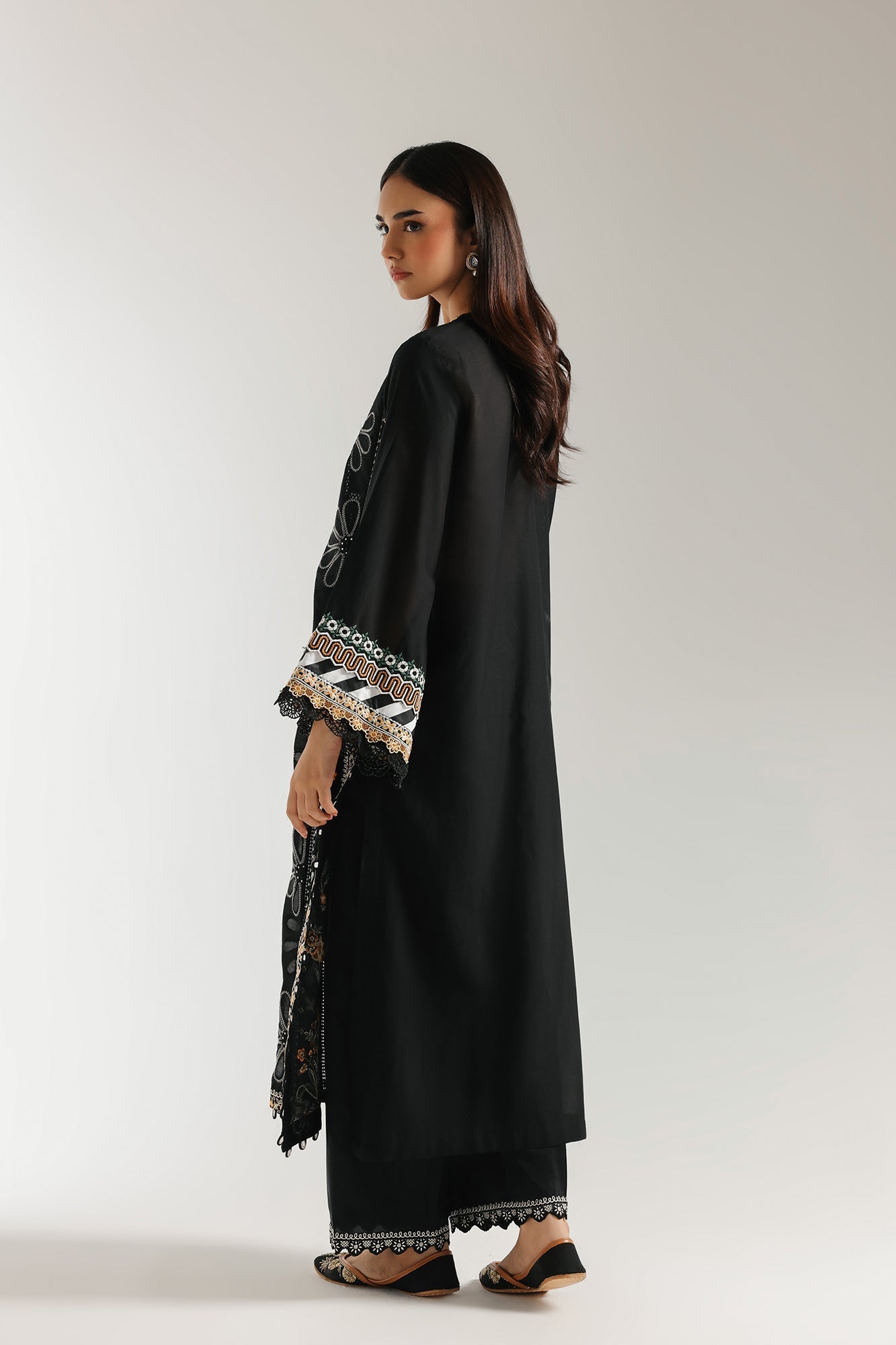 EMBROIDERED SUIT (E3400/103/902) - Image 3