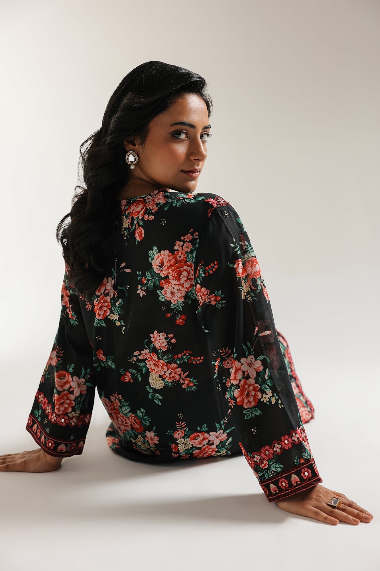 EMBROIDERED SUIT (E3405/103/902) - Image 4