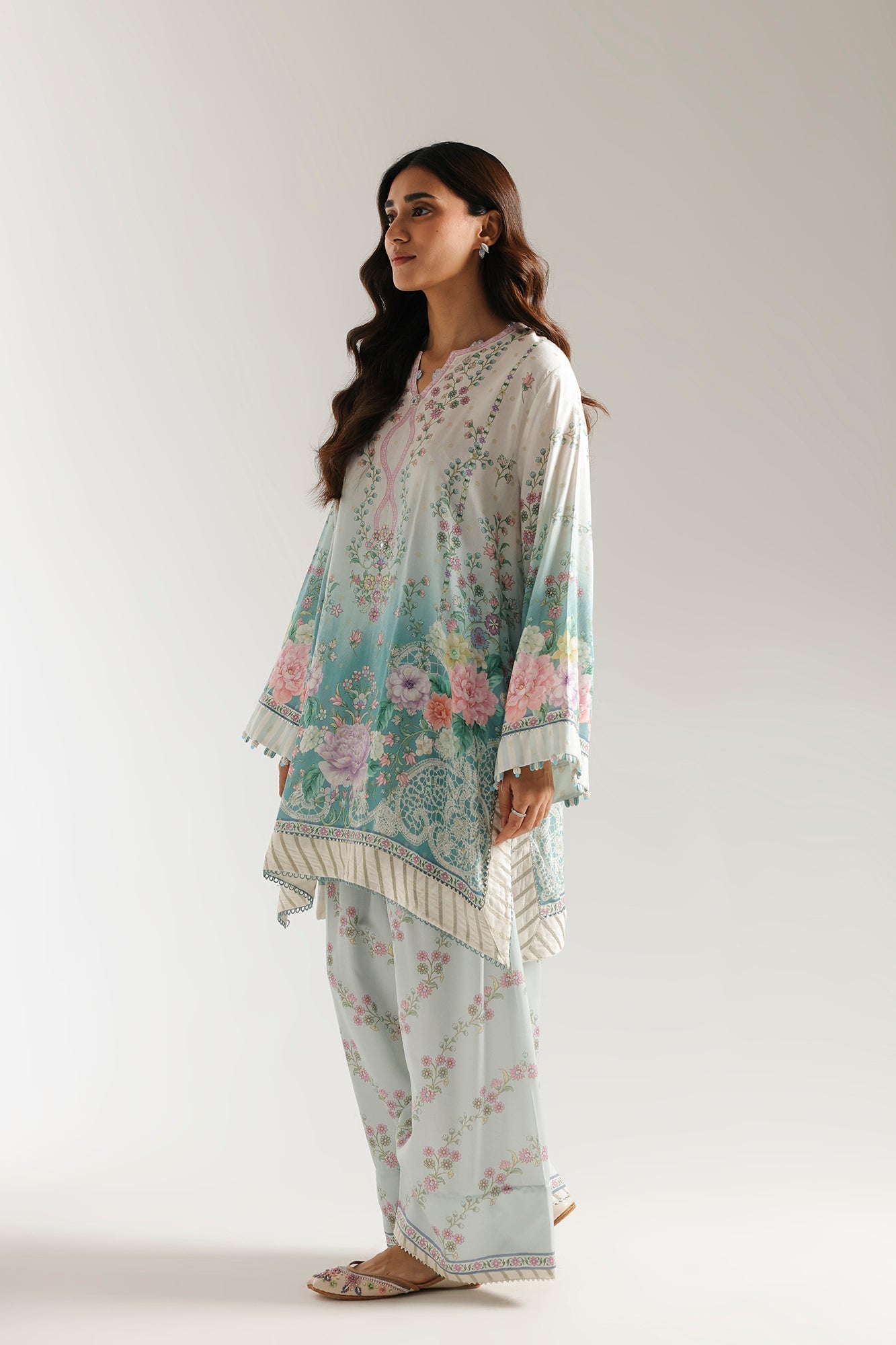 EMBROIDERED SUIT (E3417/103/005) - Image 2
