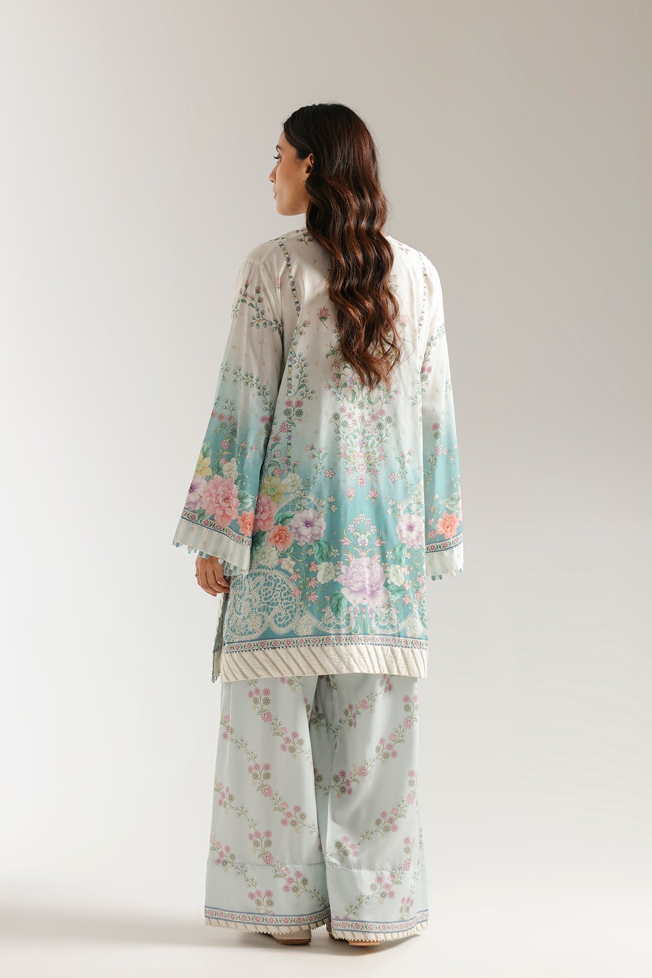 EMBROIDERED SUIT (E3417/103/005) - Image 3