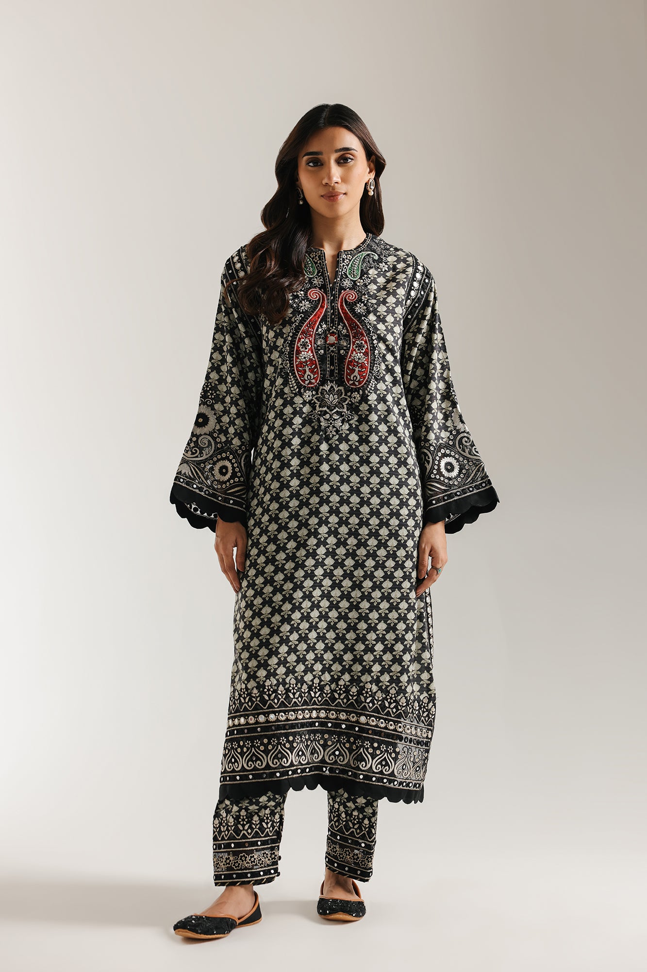 EMBROIDERED SUIT (E3451/103/902) - Image 2