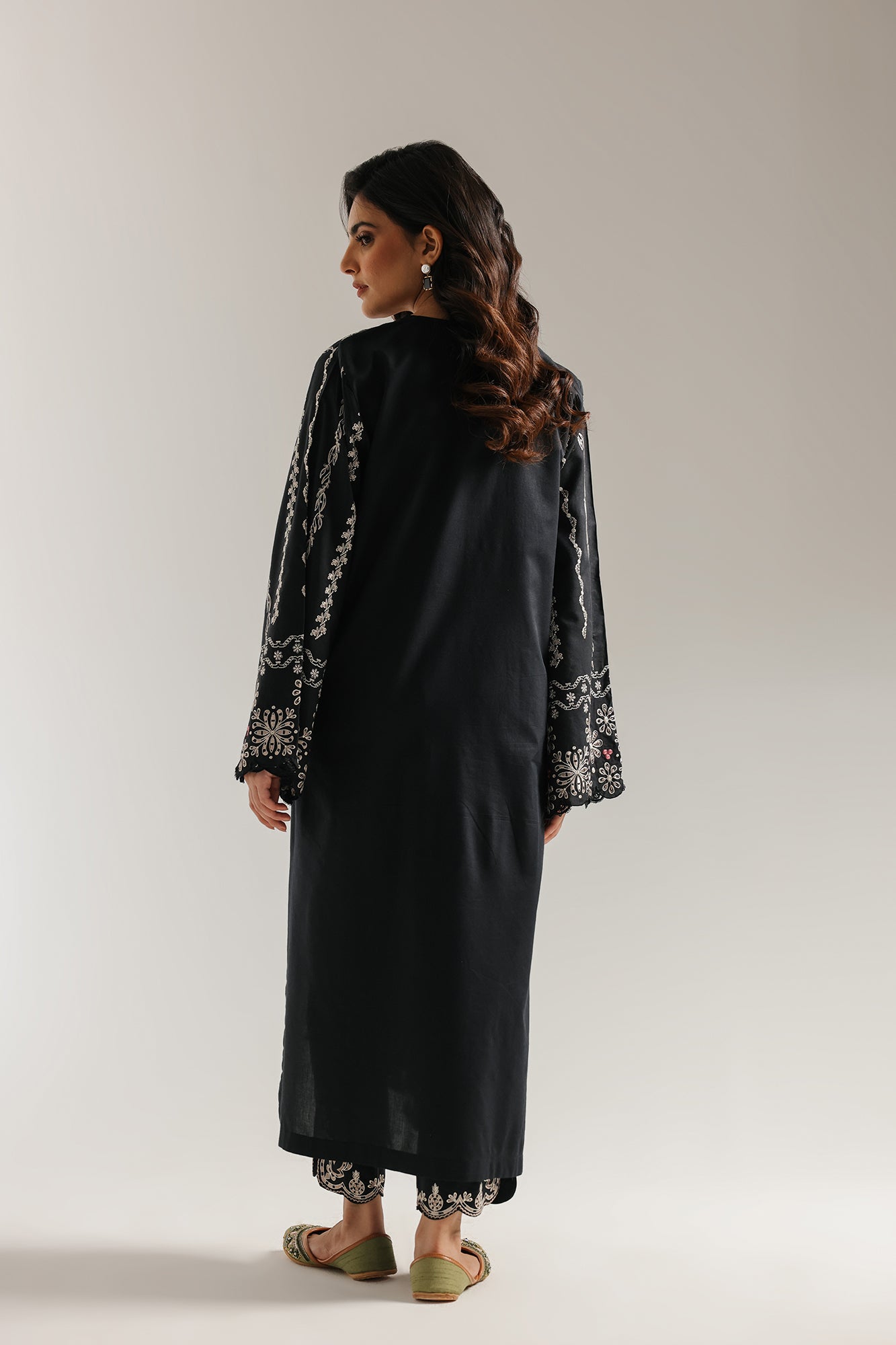 EMBROIDERED SUIT (E3475/103/902) - Image 4