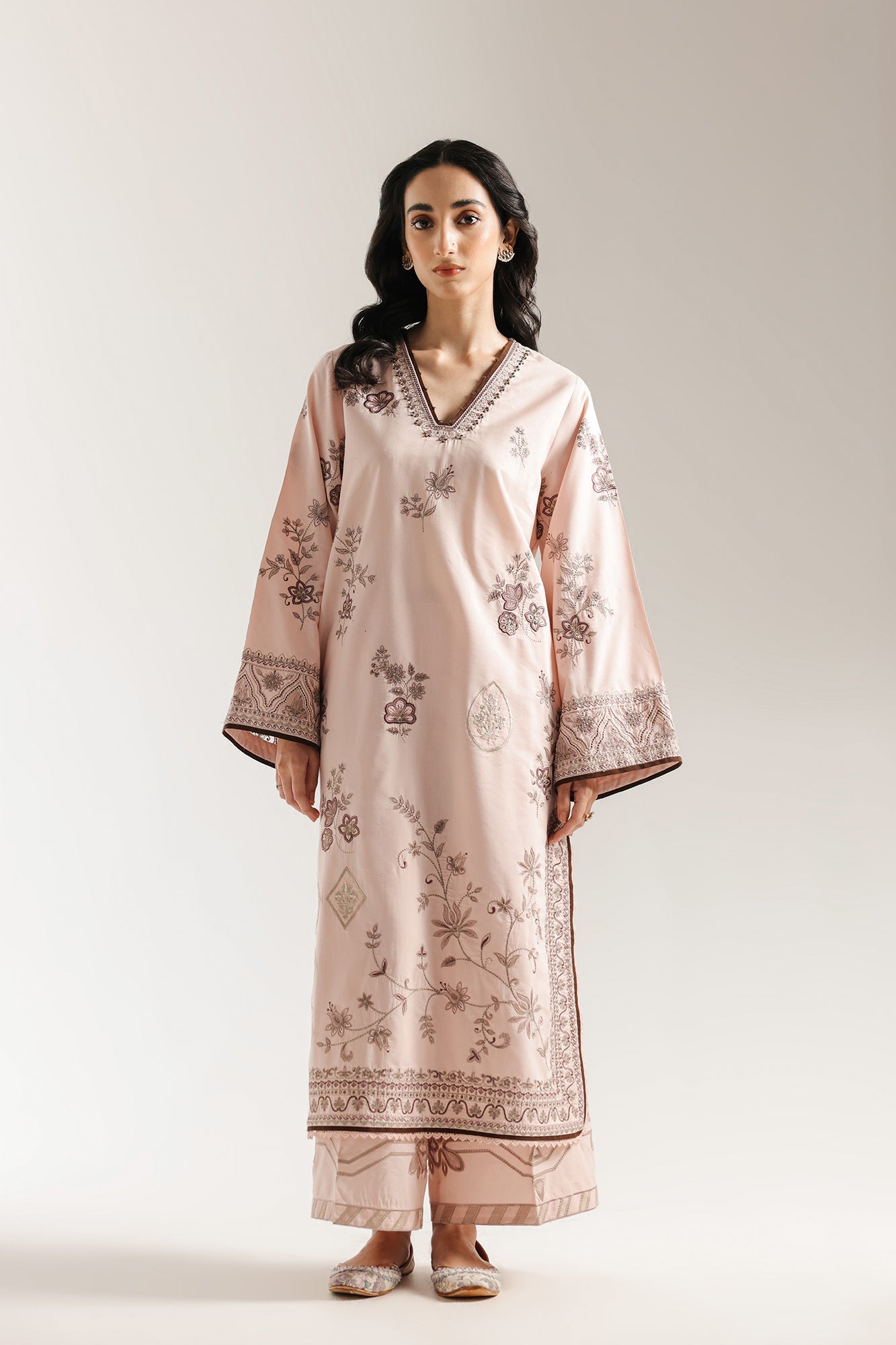 EMBROIDERED SUIT (E3476/103/427) - Image 2