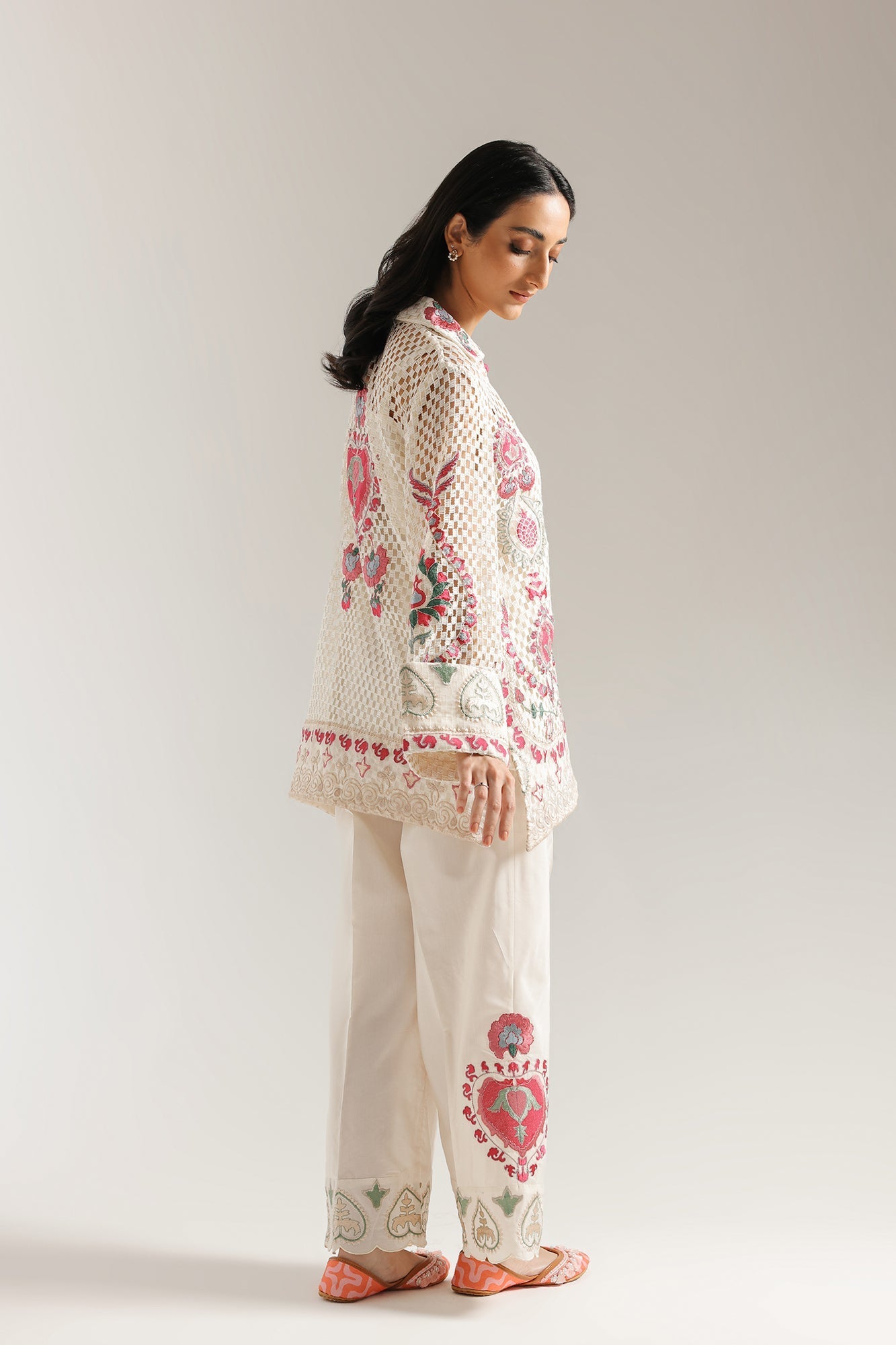 EMBROIDERED SUIT (E3487/103/002) - Image 3