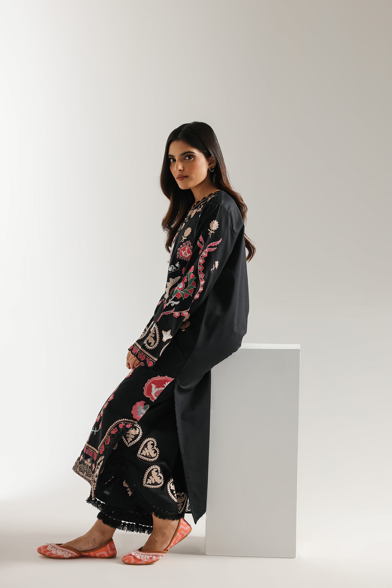 EMBROIDERED SUIT (E3497/103/902) - Image 5