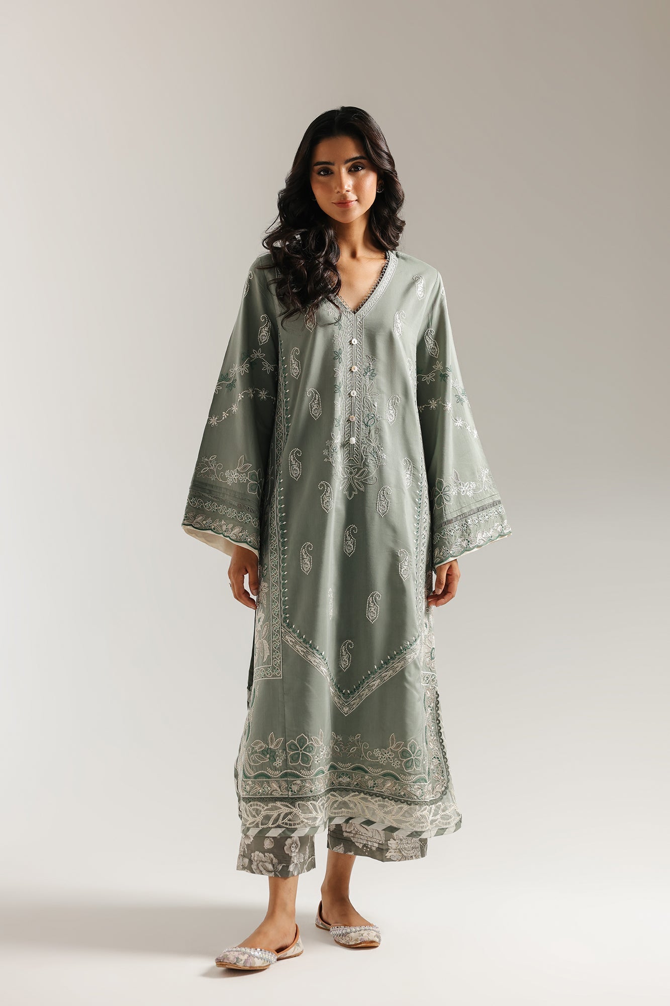 EMBROIDERED SUIT (E3499/103/118) - Image 2