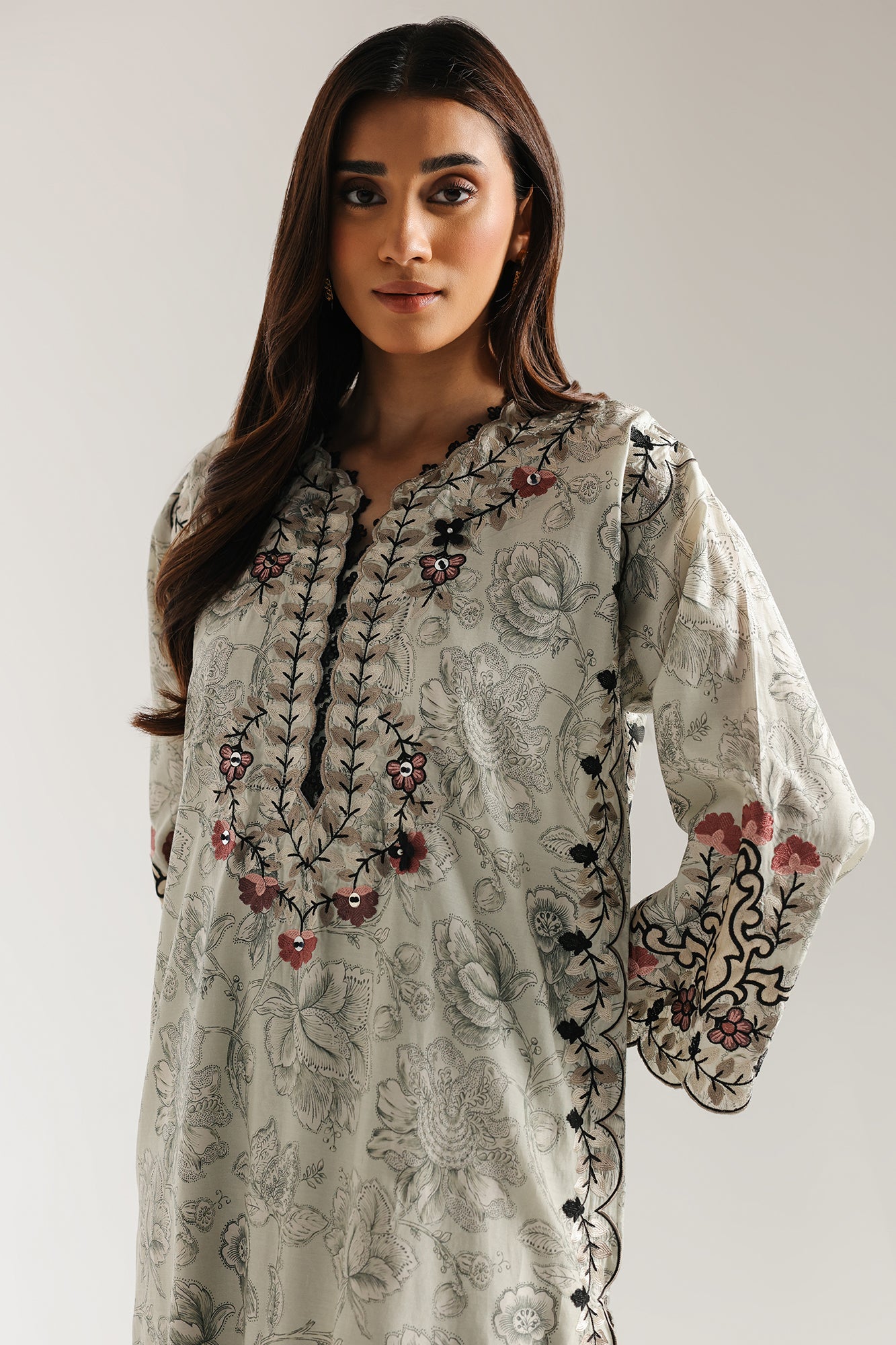 EMBROIDERED SUIT (E3500/103/817) - Image 5