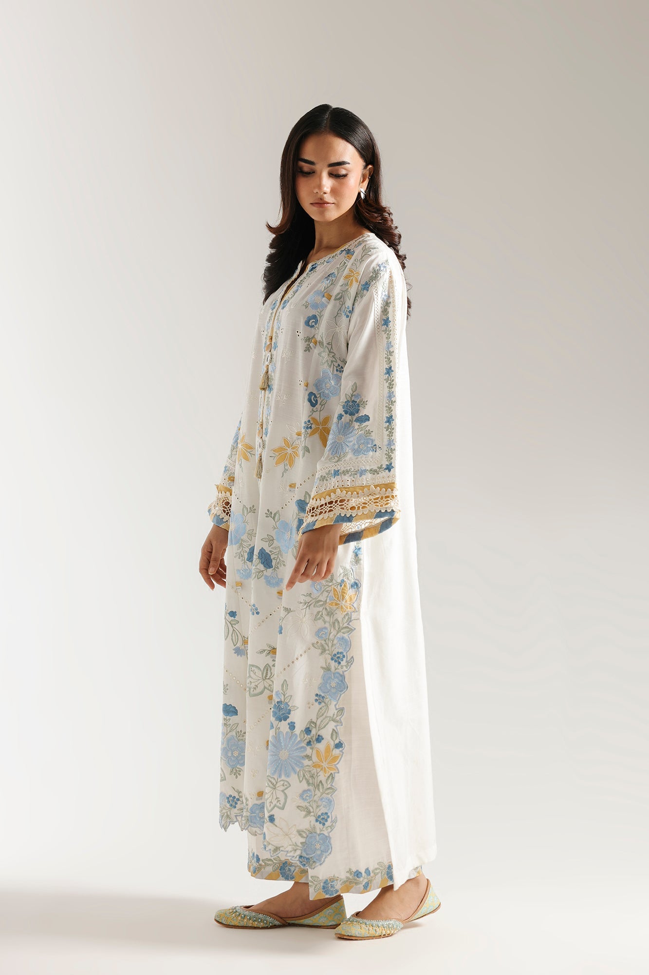 EMBROIDERED SUIT (E3509/103/003) - Image 3