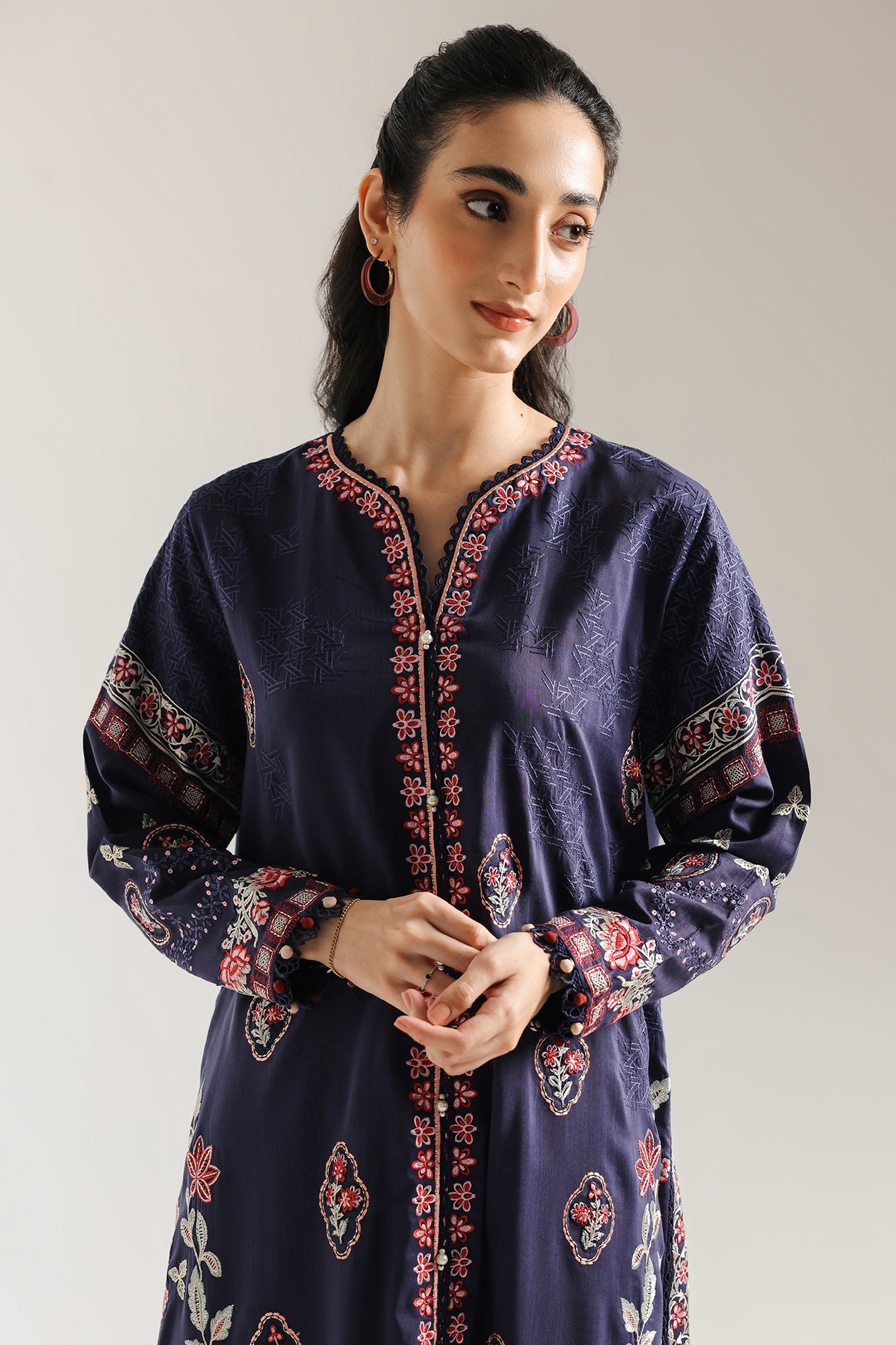 EMBROIDERED SUIT (E3513/103/622) - Image 4