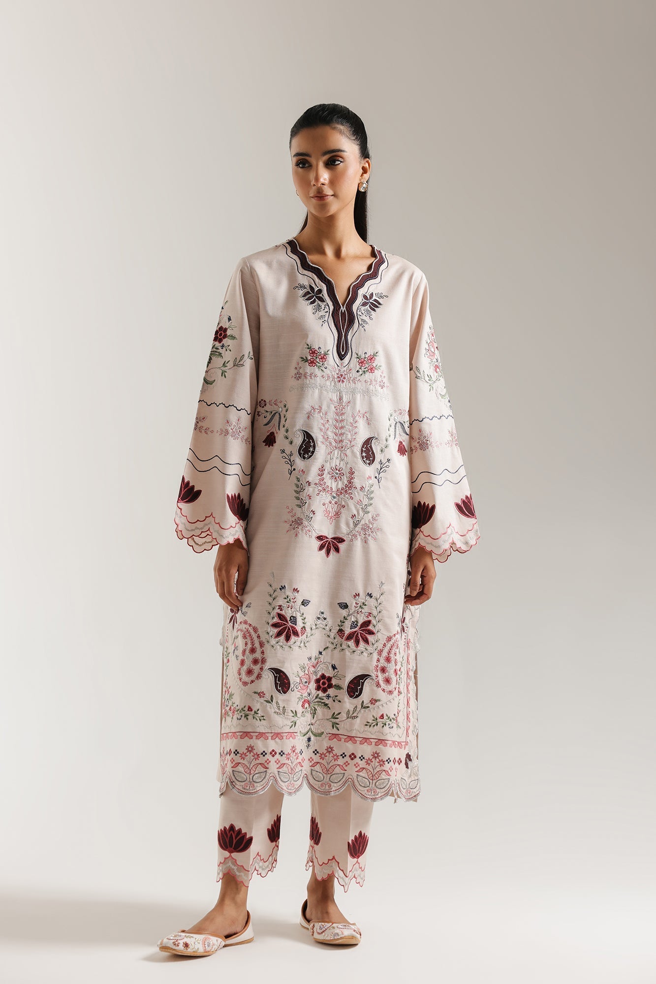 EMBROIDERED SUIT (E3602/103/329) - Image 2