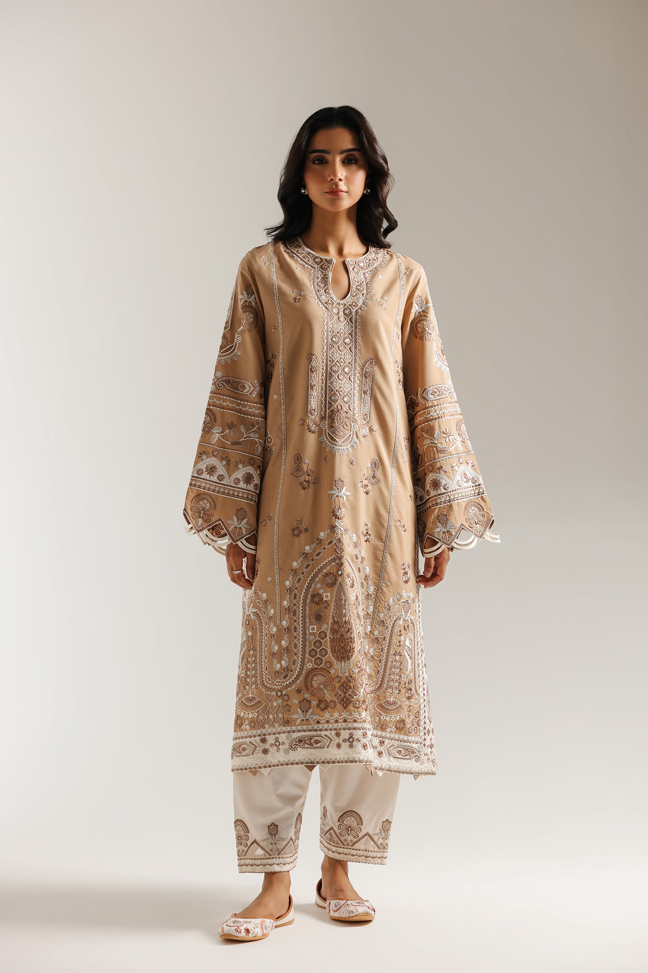 EMBROIDERED SUIT (E3614/103/007) - Image 2