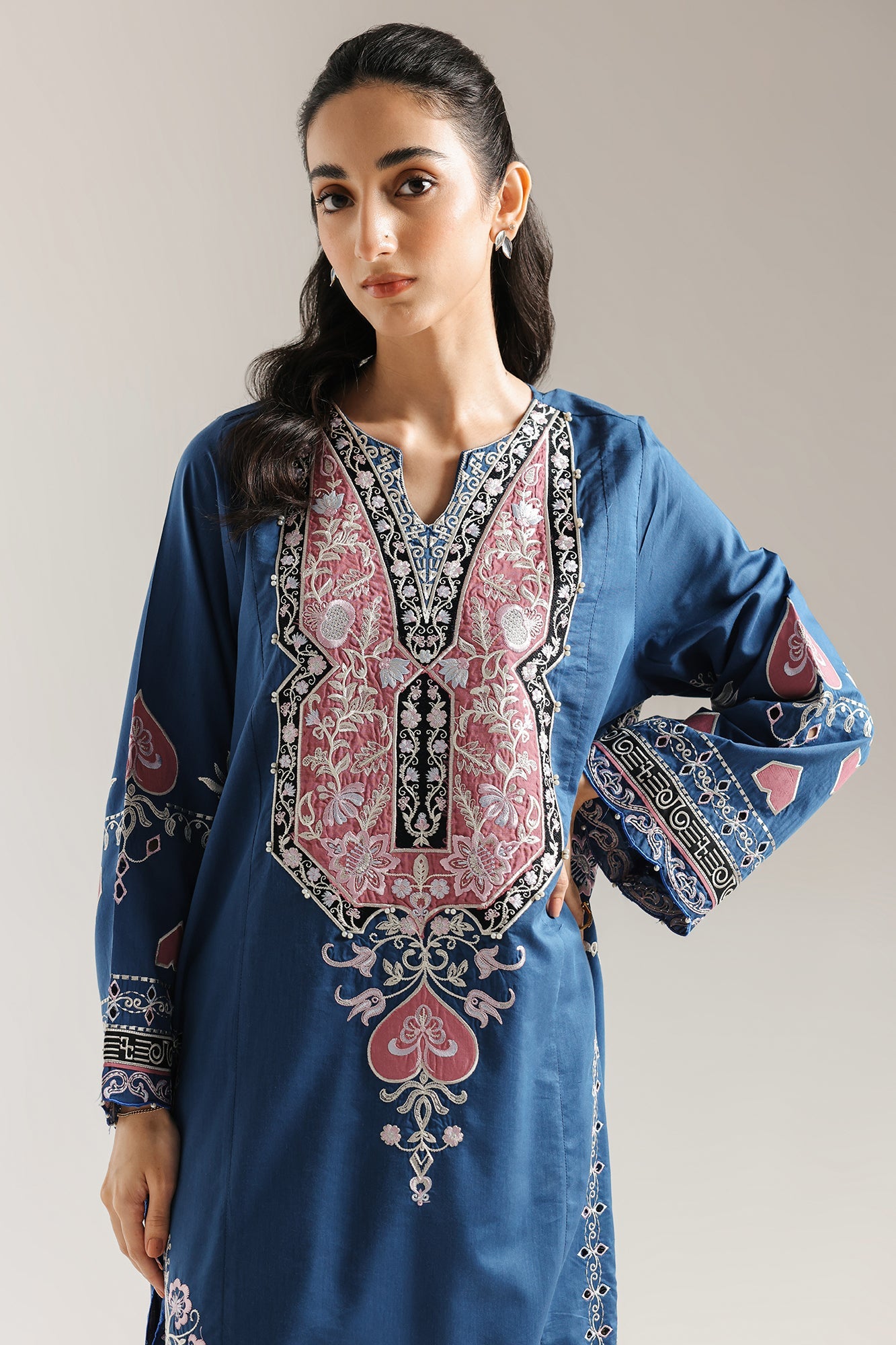 EMBROIDERED SUIT (E3615/103/624) - Image 3