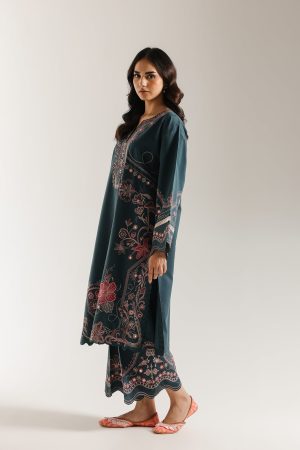 EMBROIDERED SUIT (E3620/103/329)