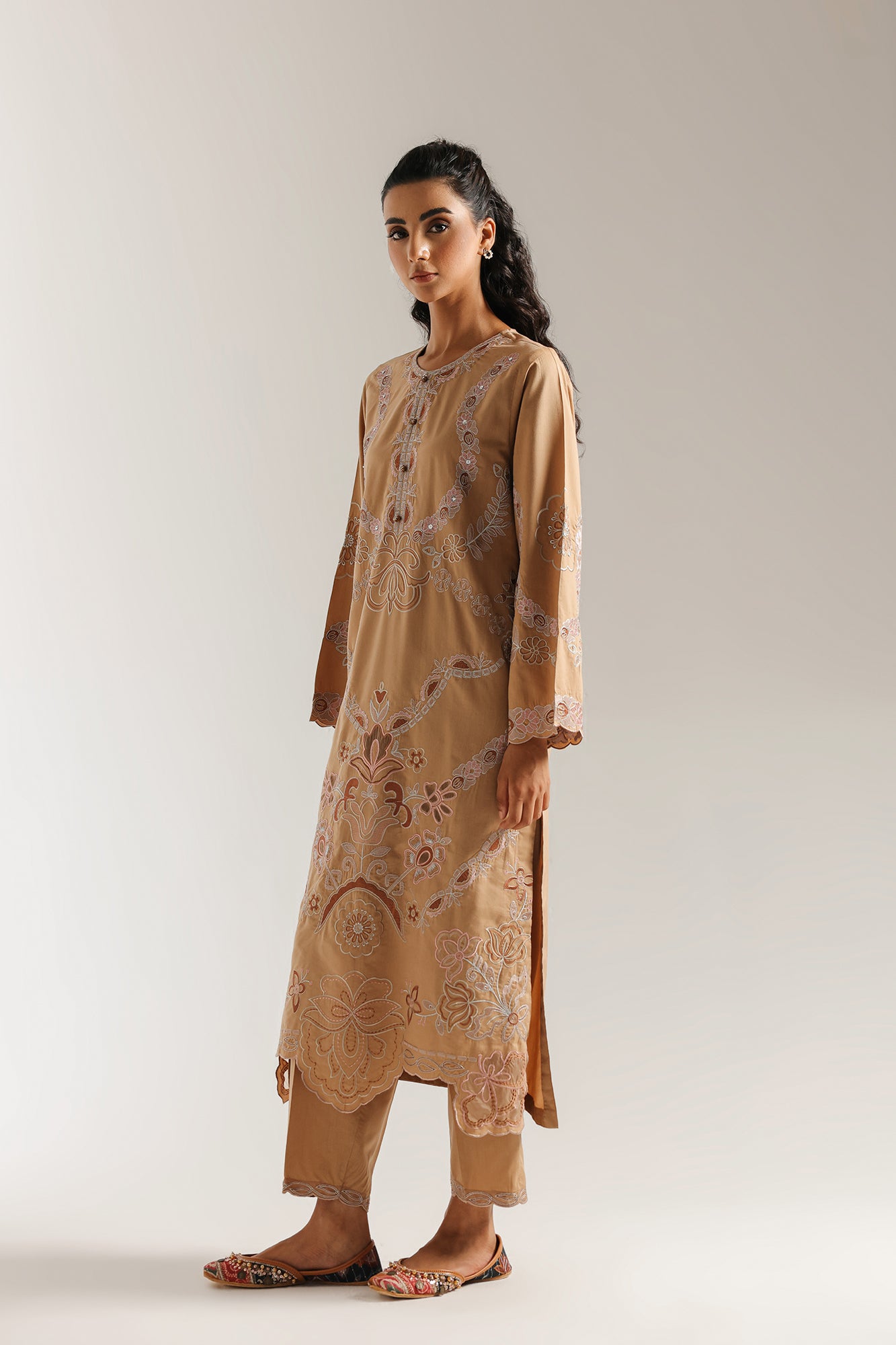 EMBROIDERED SUIT (E3621/103/007) - Image 3
