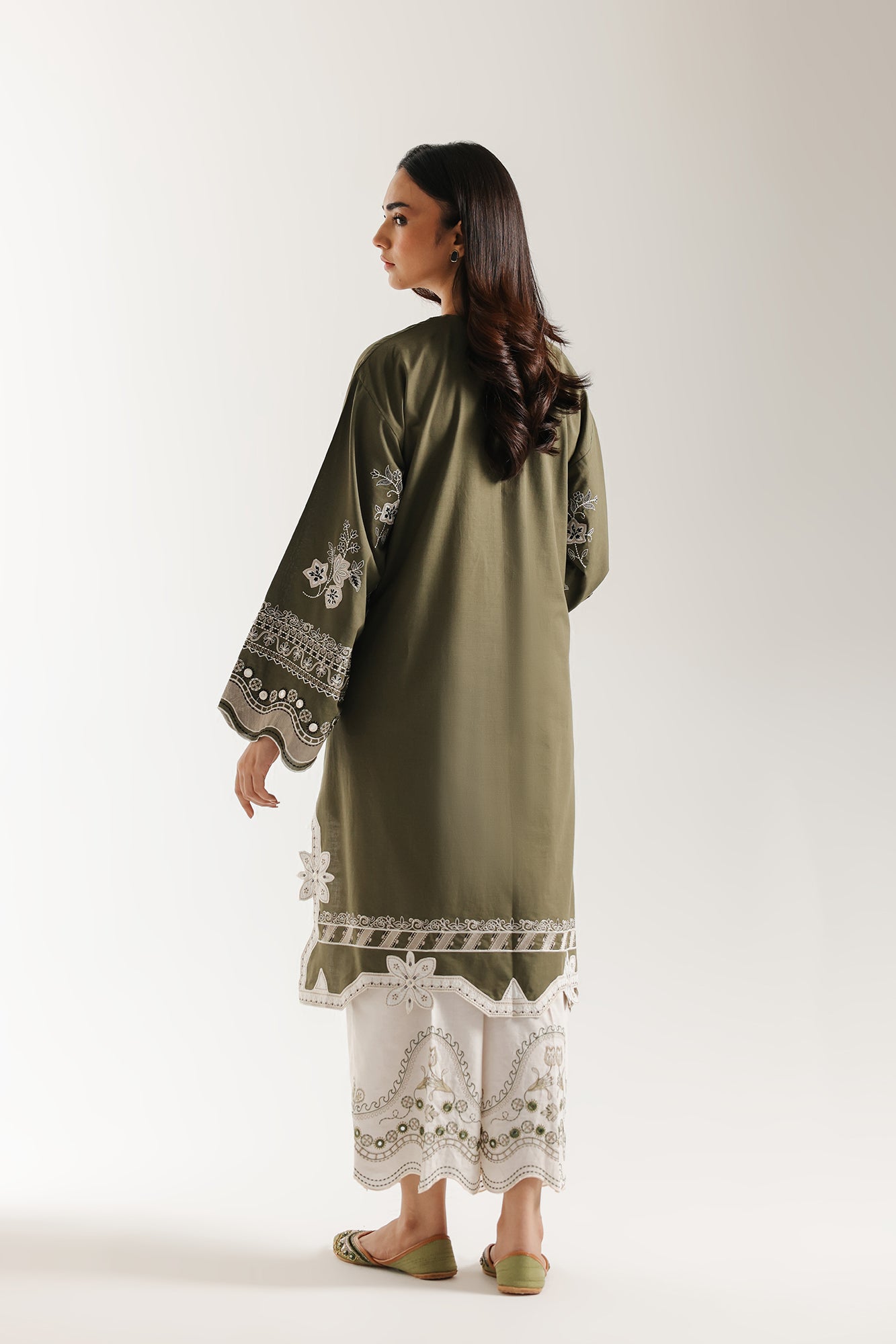 EMBROIDERED SUIT (E3626/103/708) - Image 3