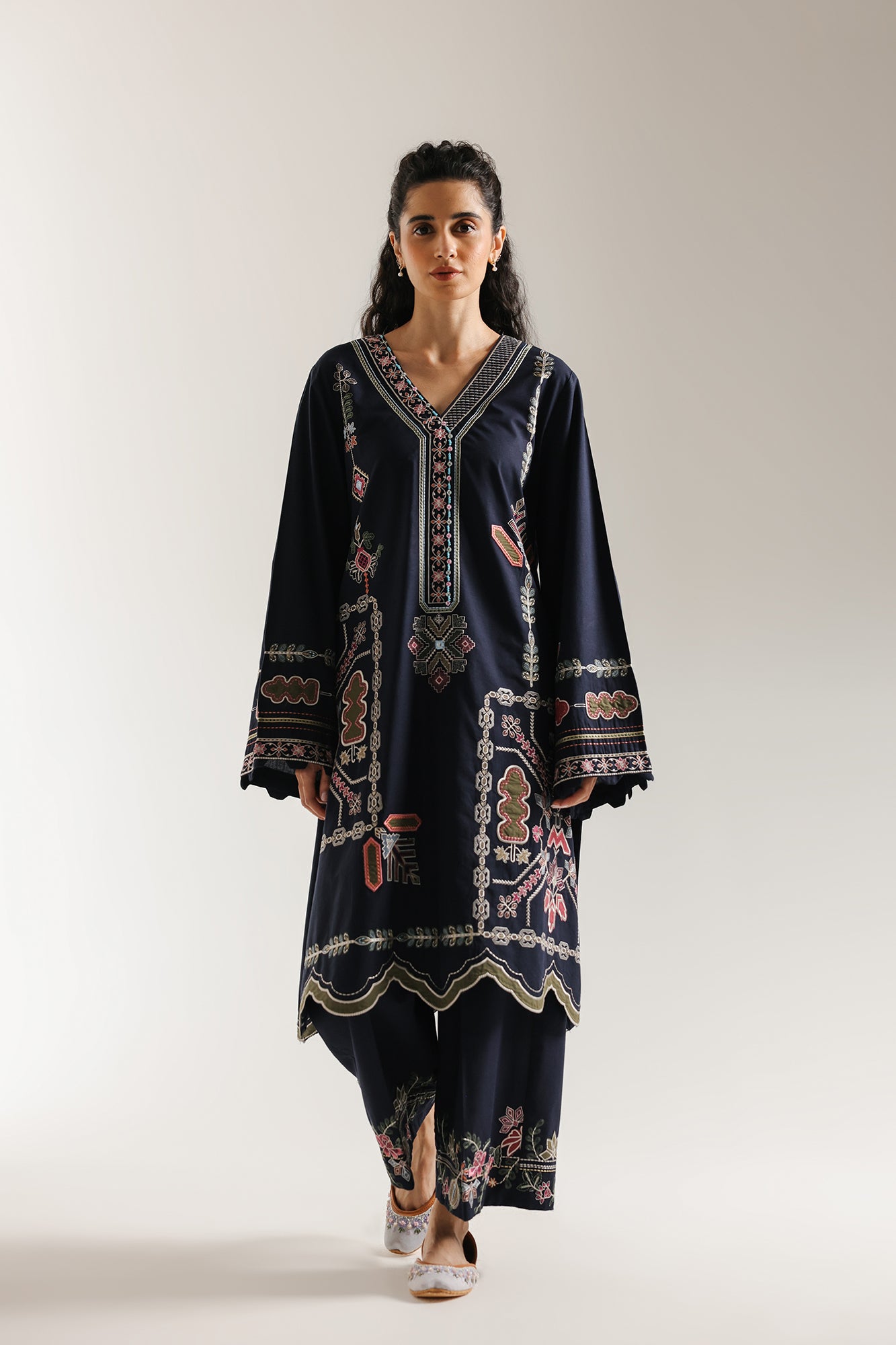 EMBROIDERED SUIT (E3629/103/624) - Image 2