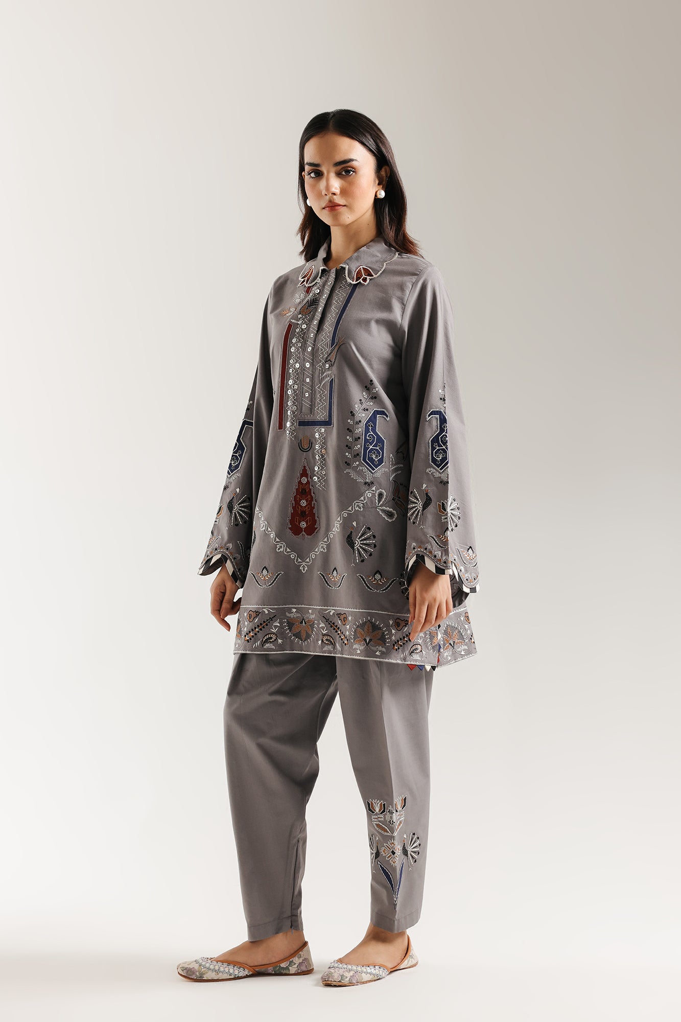 EMBROIDERED SUIT (E3634/103/905) - Image 3