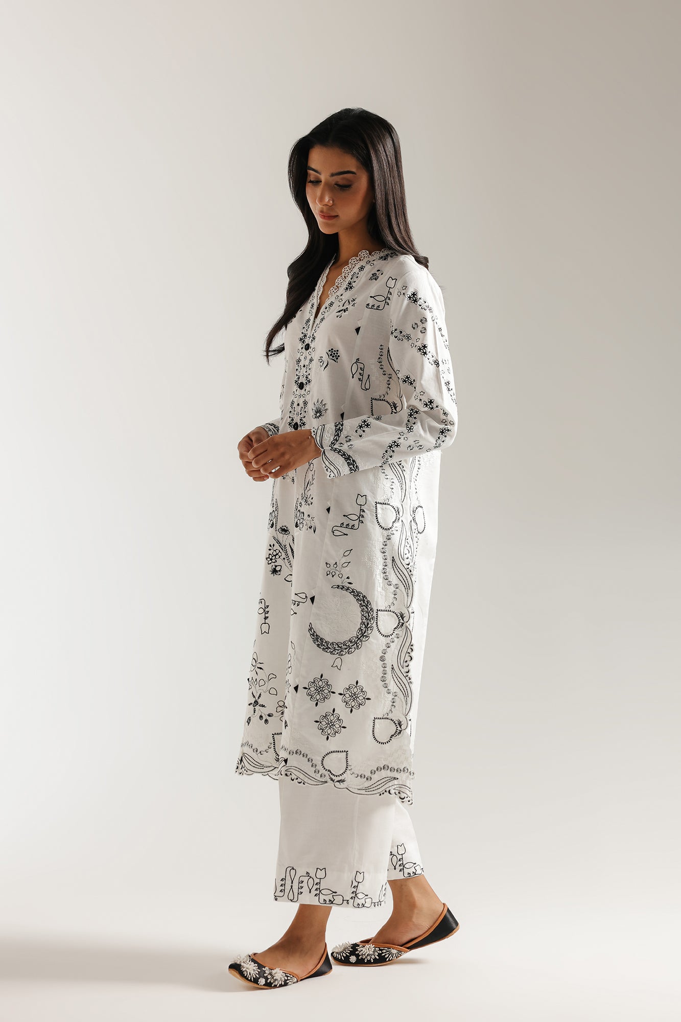 EMBROIDERED SUIT (E3645/103/003) - Image 3