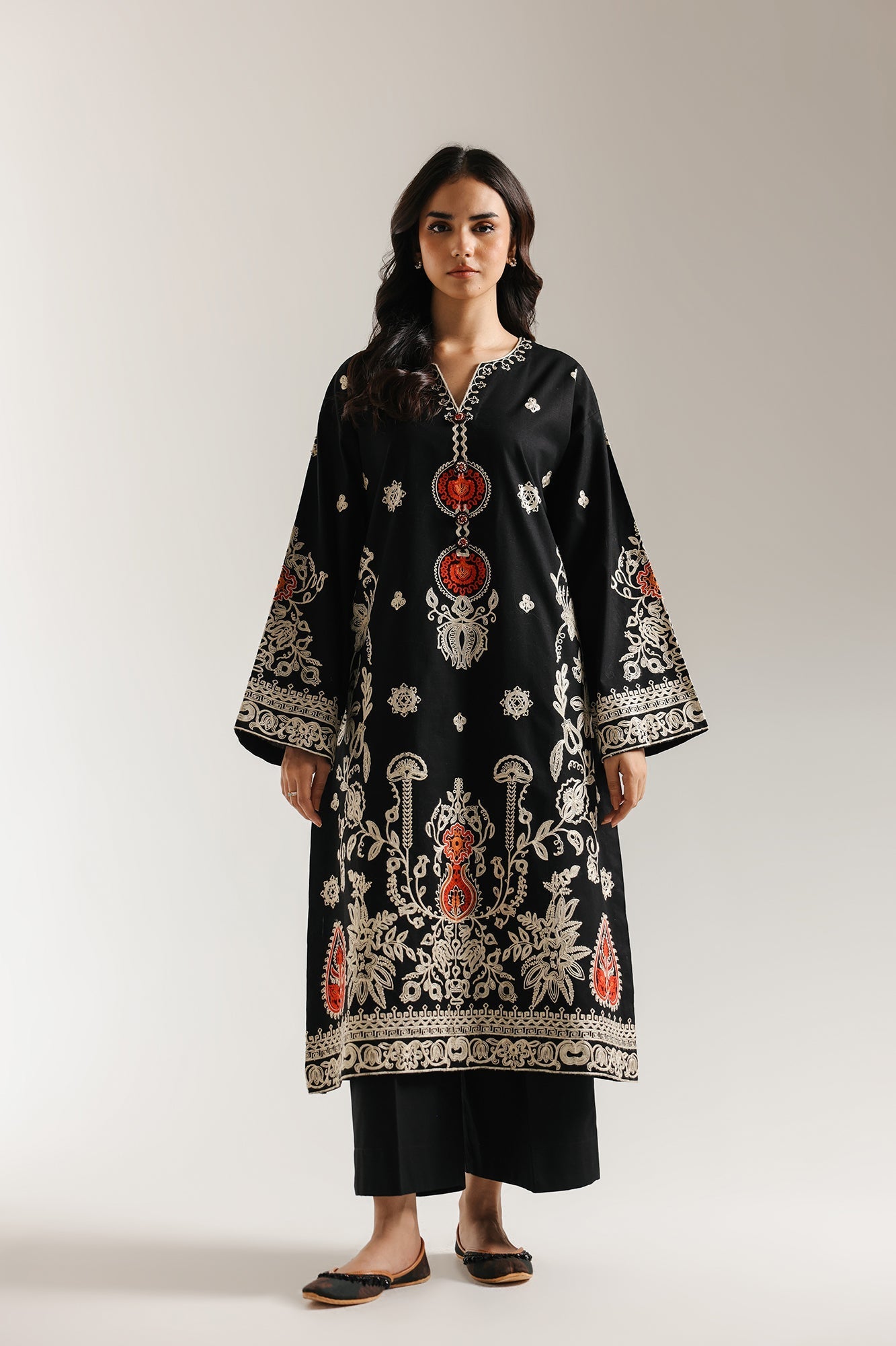 EMBROIDERED SUIT (E3650/103/902) - Image 2