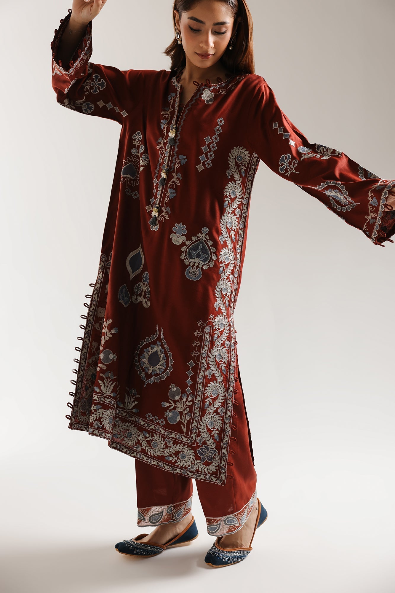 EMBROIDERED SUIT (E3662/103/310) - Image 5