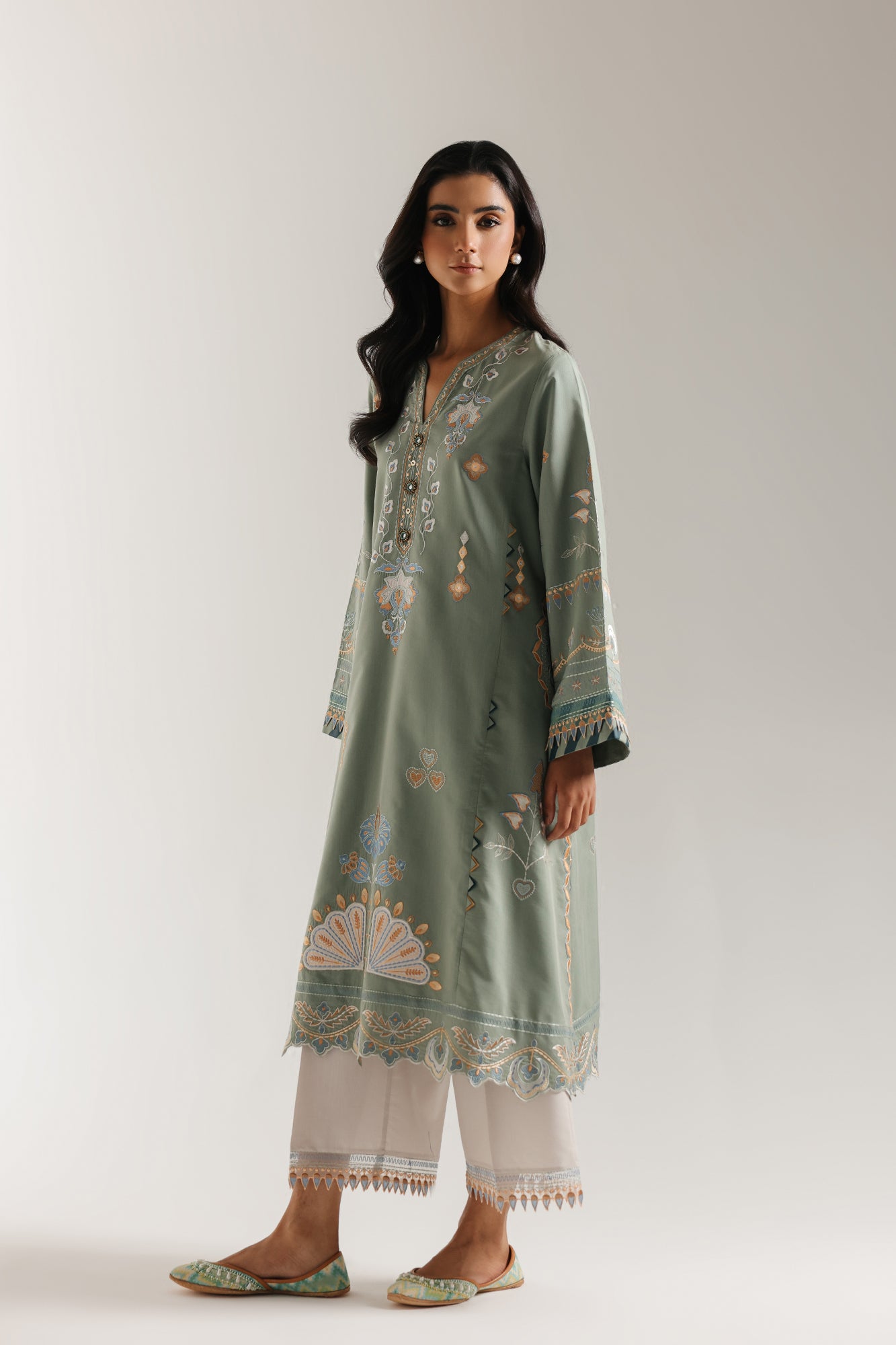 EMBROIDERED SUIT (E3663/103/714) - Image 3