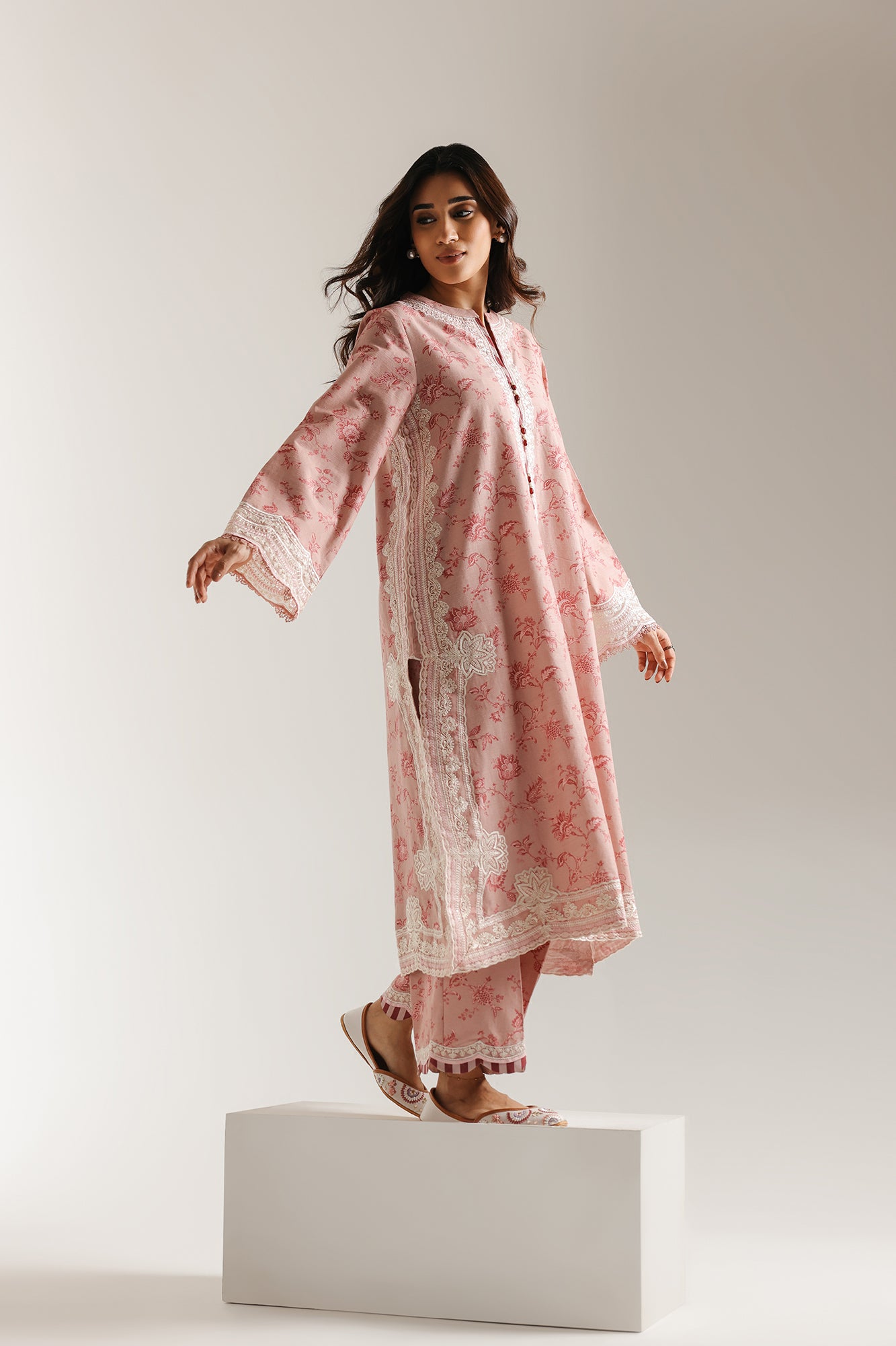 EMBROIDERED SUIT (E3665/103/328) - Image 5