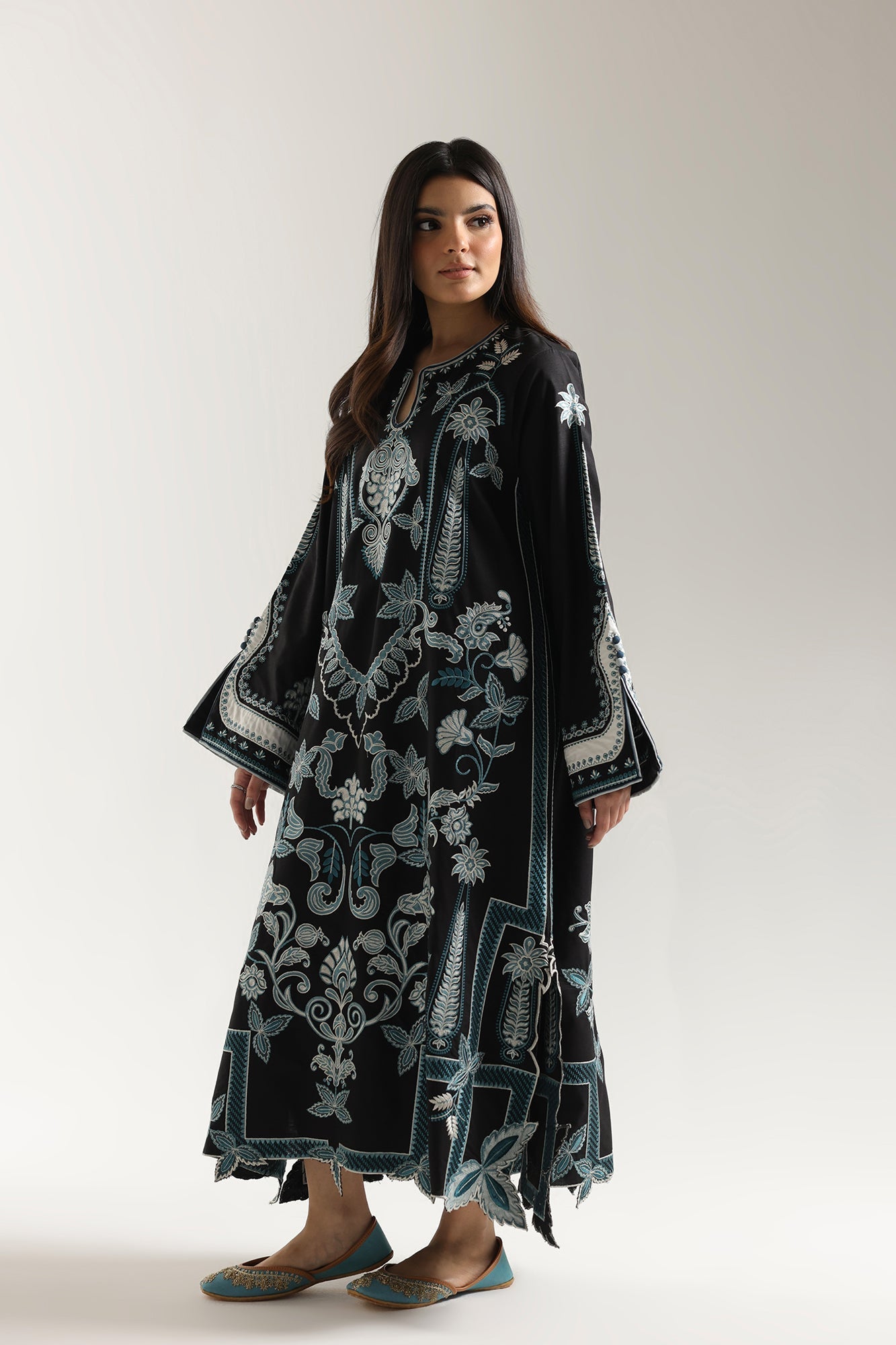 EMBROIDERED SHIRT (E3666/103/901) - Image 2