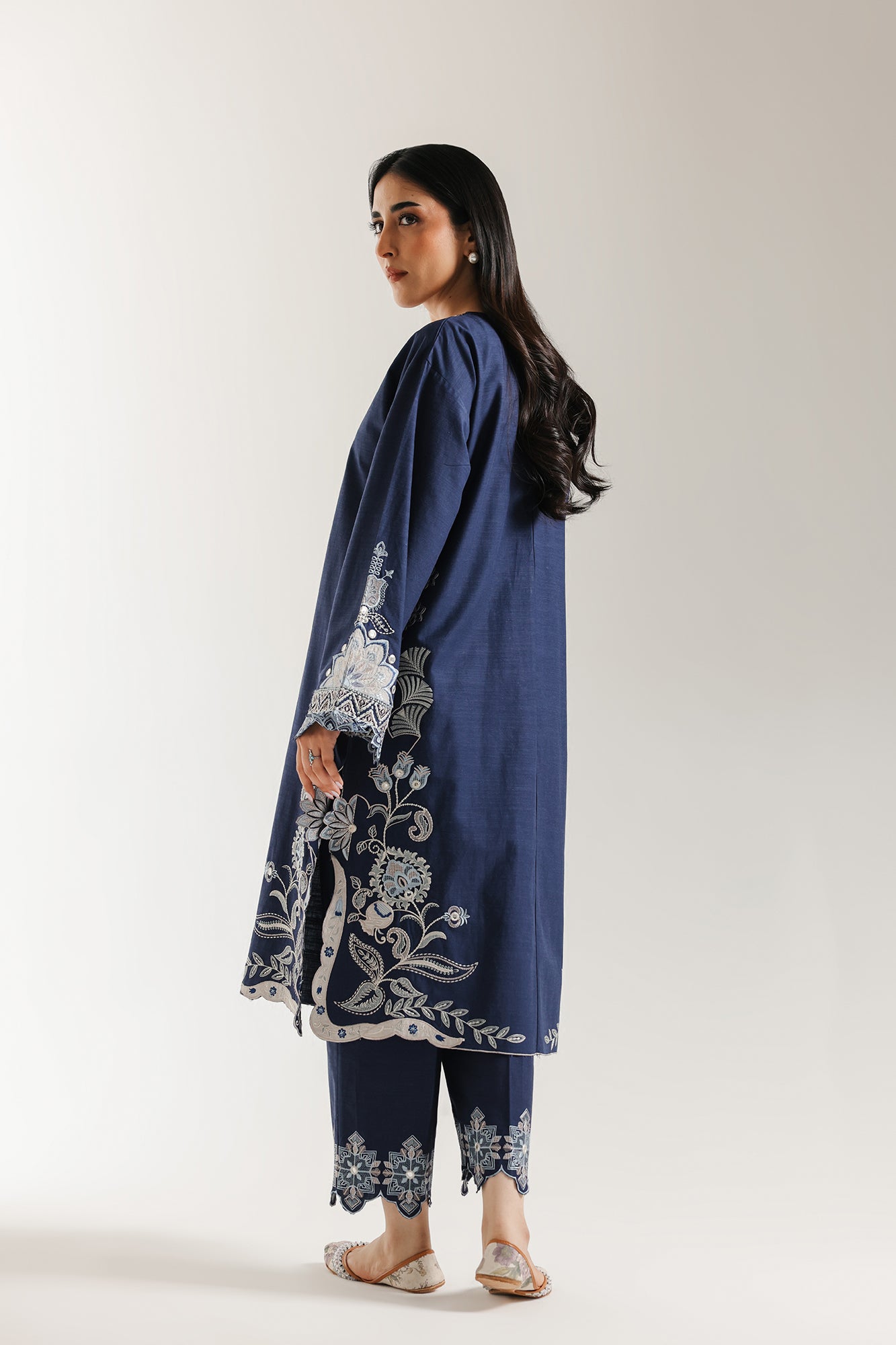 EMBROIDERED SUIT (E3671/103/603) - Image 3