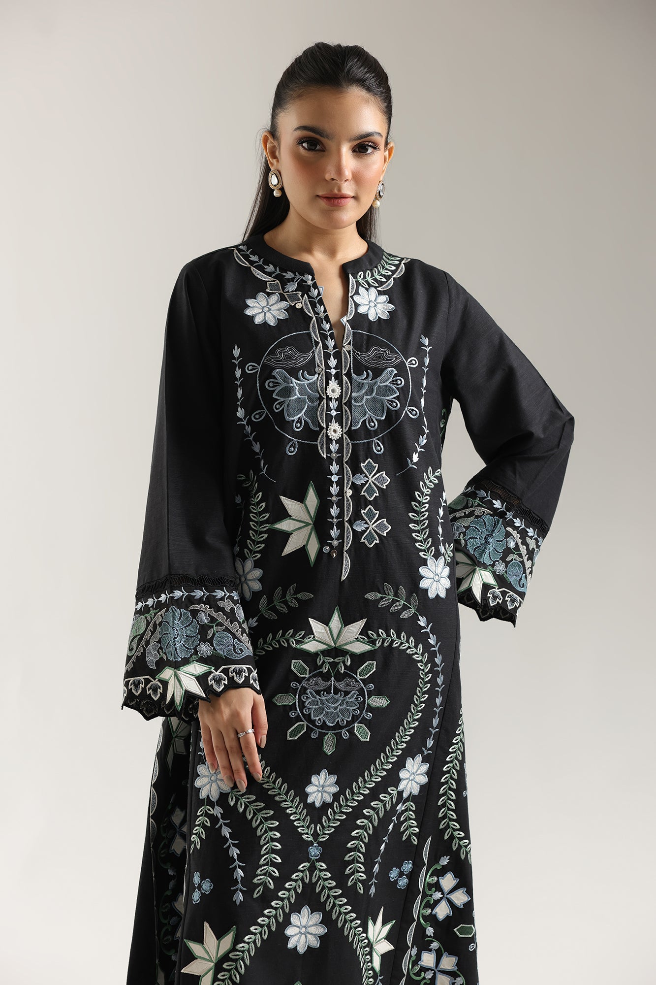 EMBROIDERED SHIRT (E3677/103/901) - Image 5