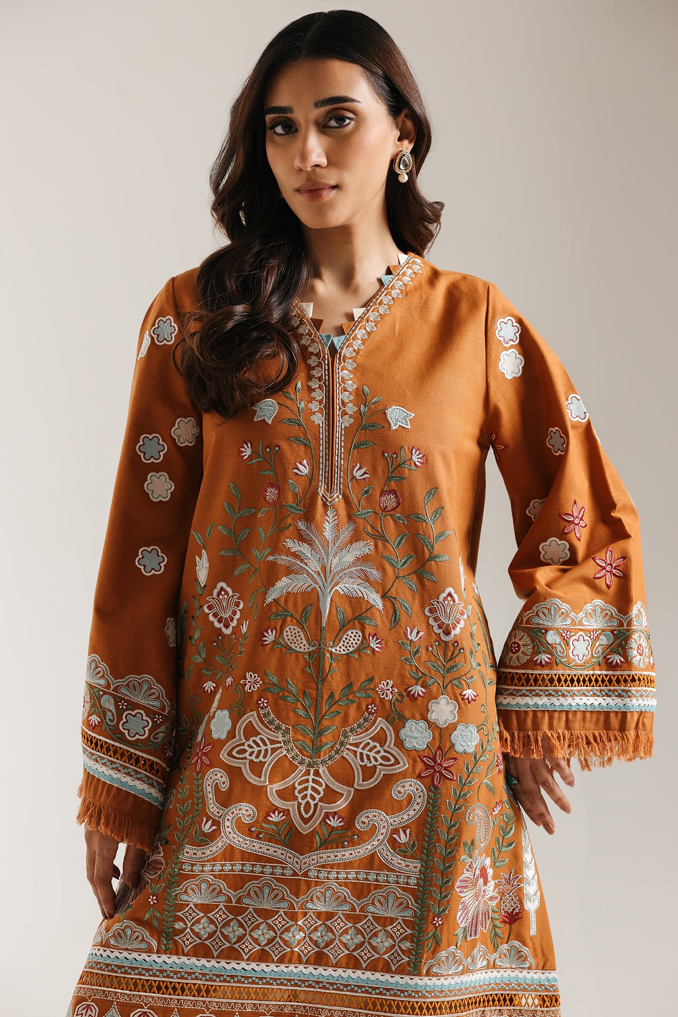 EMBROIDERED SUIT (E3680/103/220) - Image 4