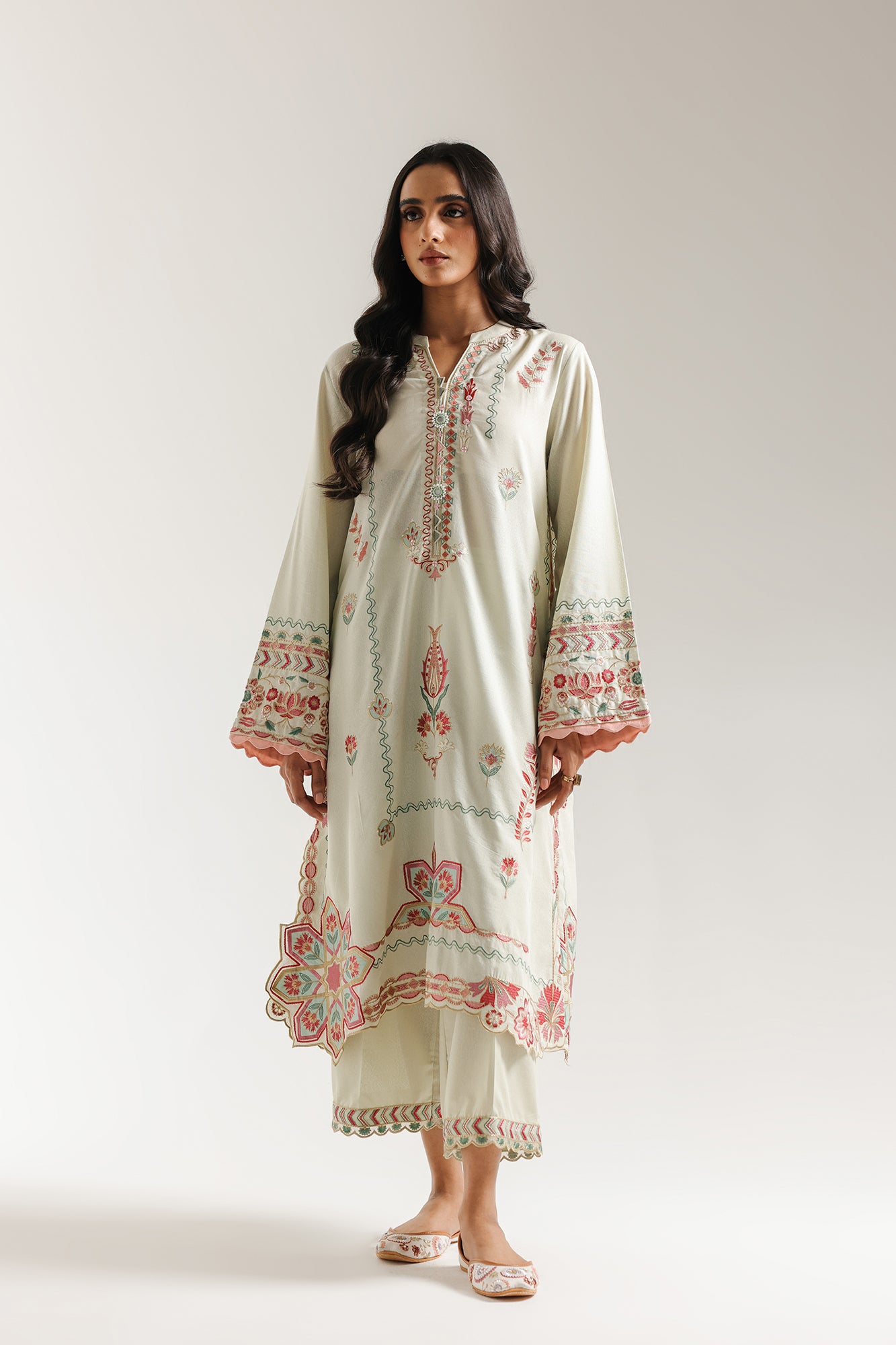 EMBROIDERED SUIT (E3689/103/721) - Image 2