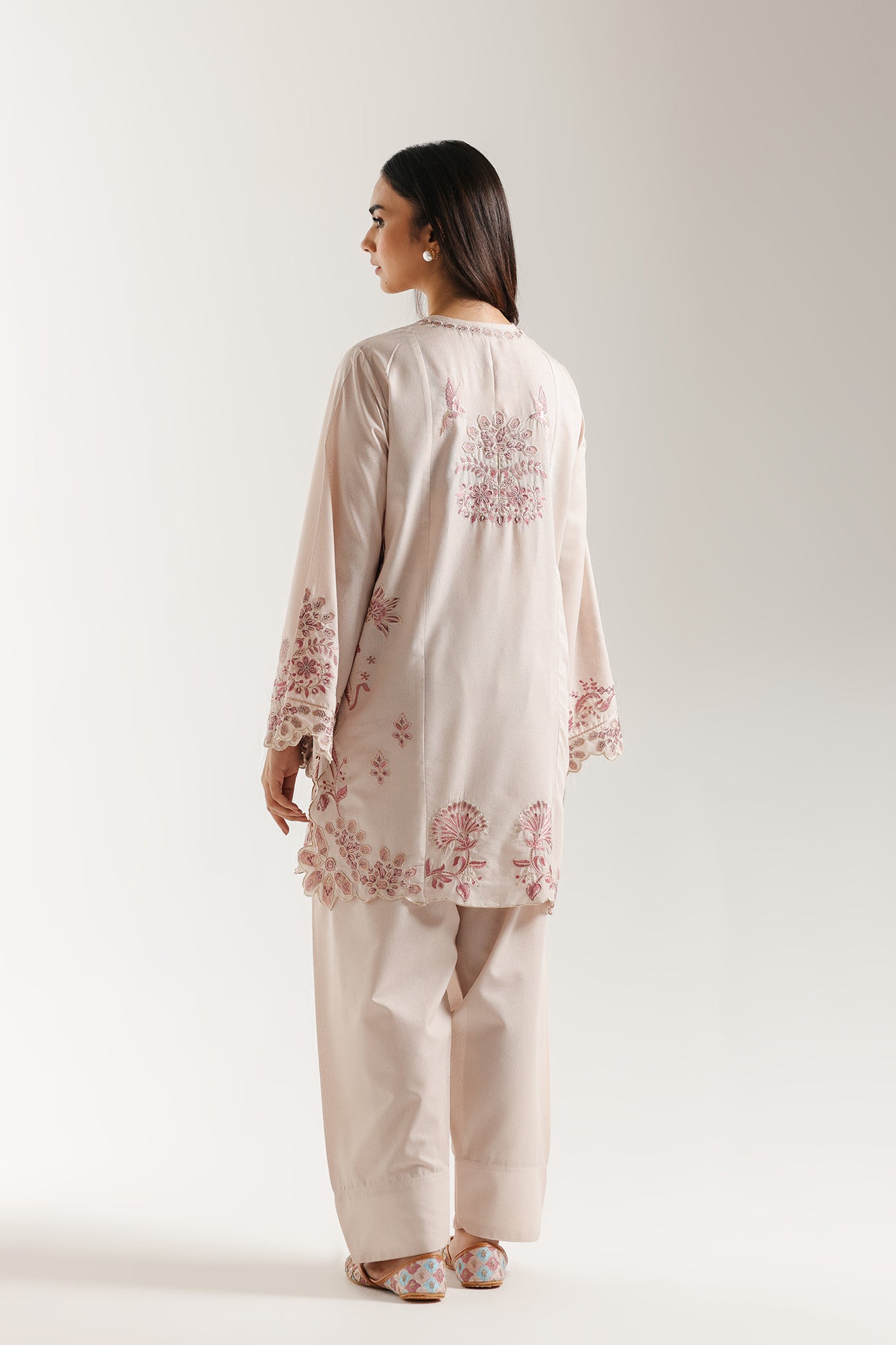 EMBROIDERED SUIT (E3691/103/330) - Image 4