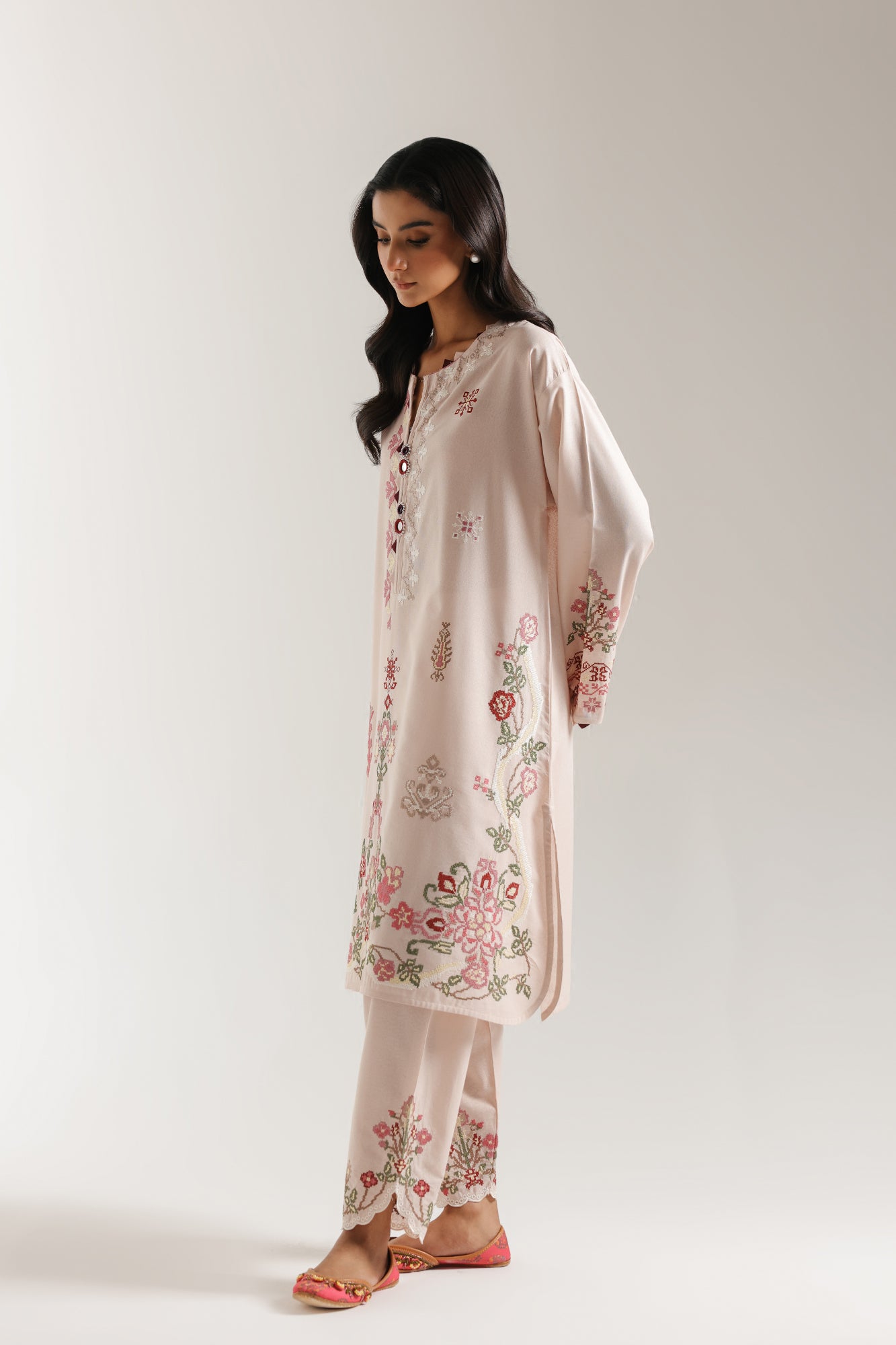 EMBROIDERED SUIT (E3692/103/330) - Image 3