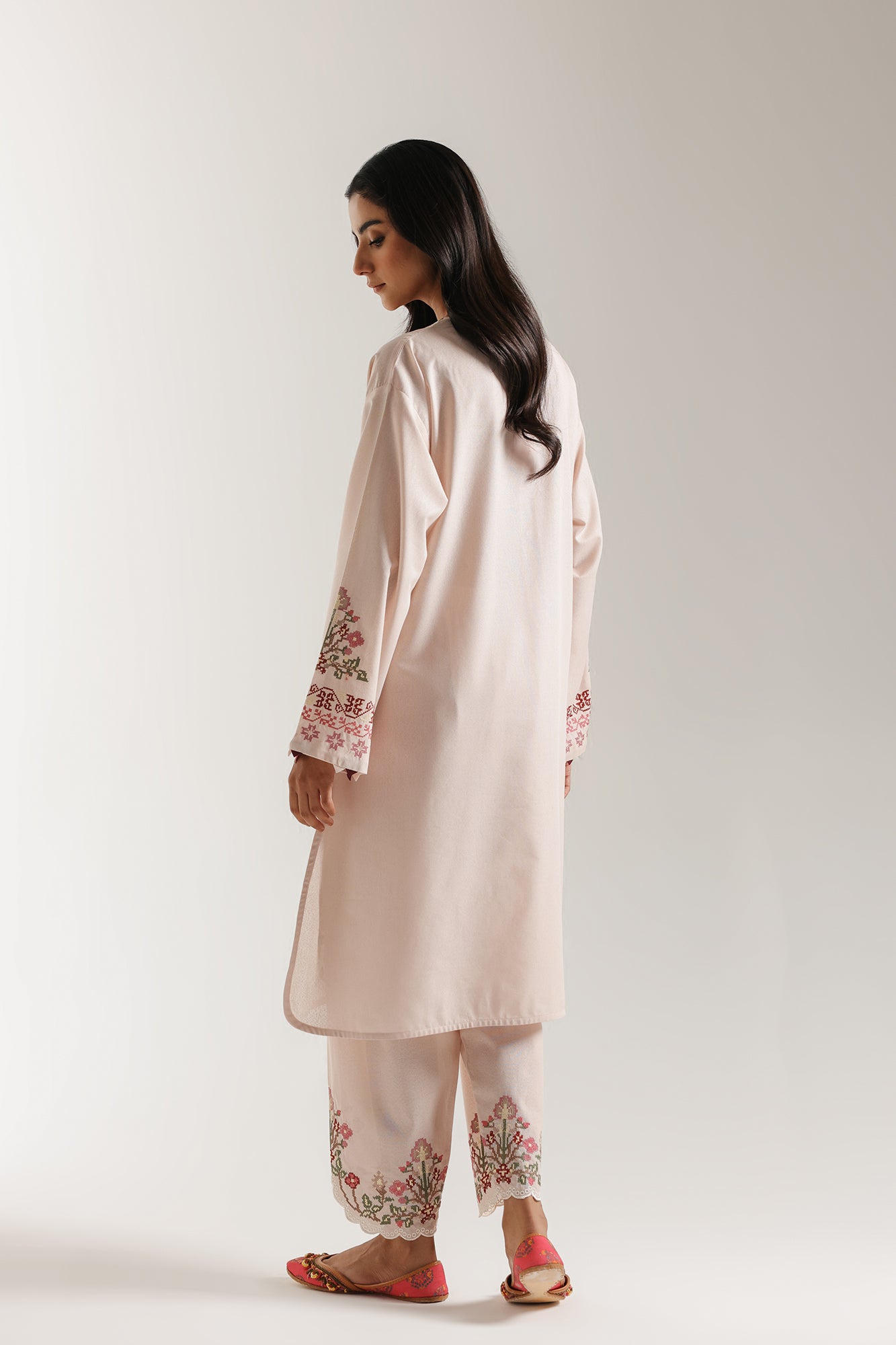 EMBROIDERED SUIT (E3692/103/330) - Image 4