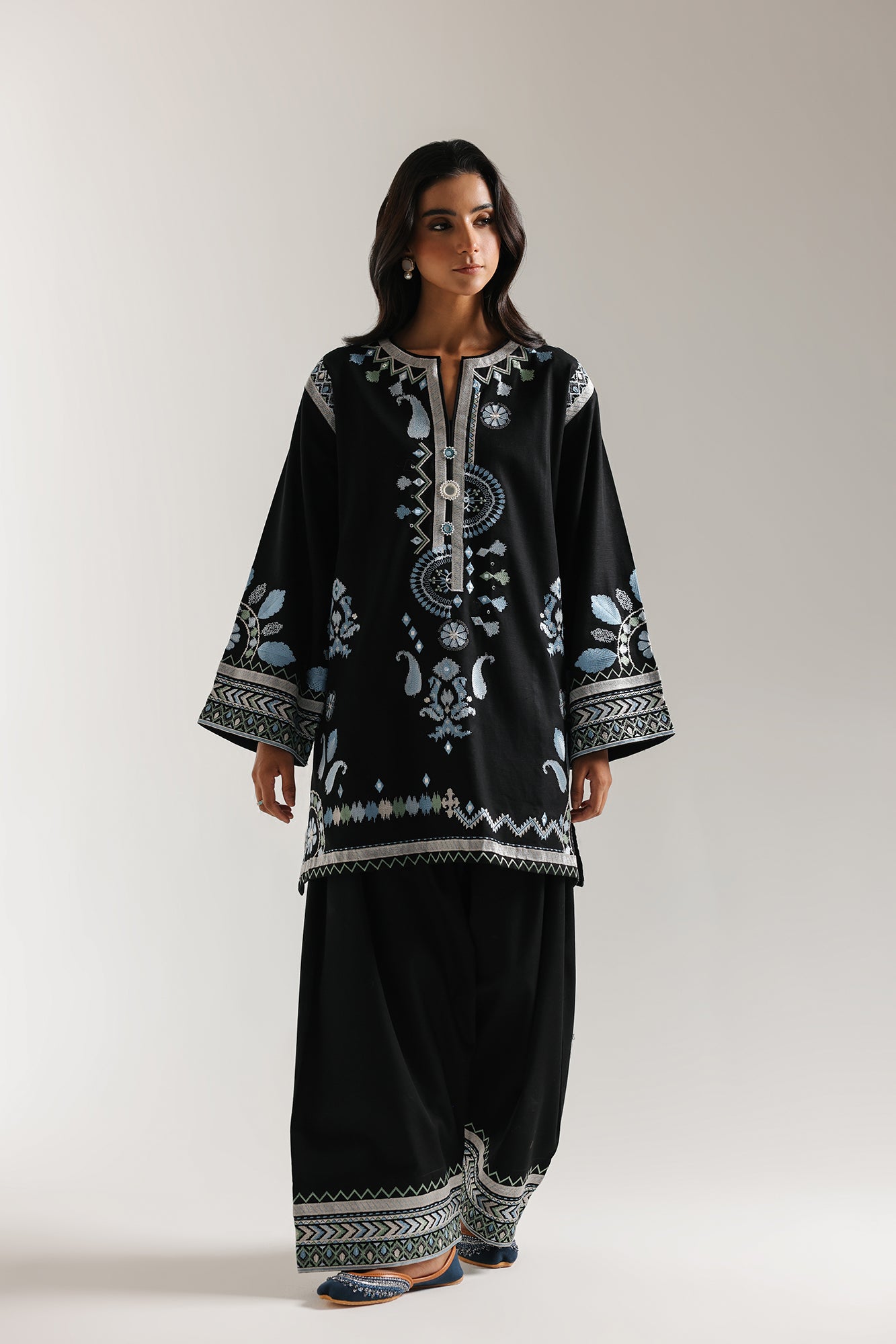 EMBROIDERED SUIT (E3707/103/902) - Image 2
