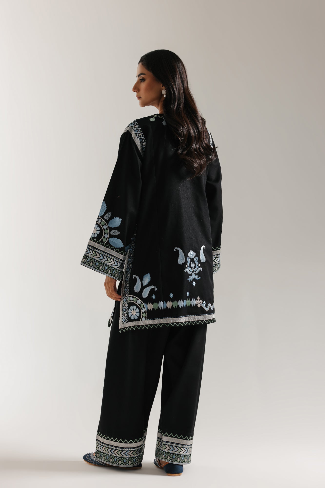EMBROIDERED SUIT (E3707/103/902) - Image 4