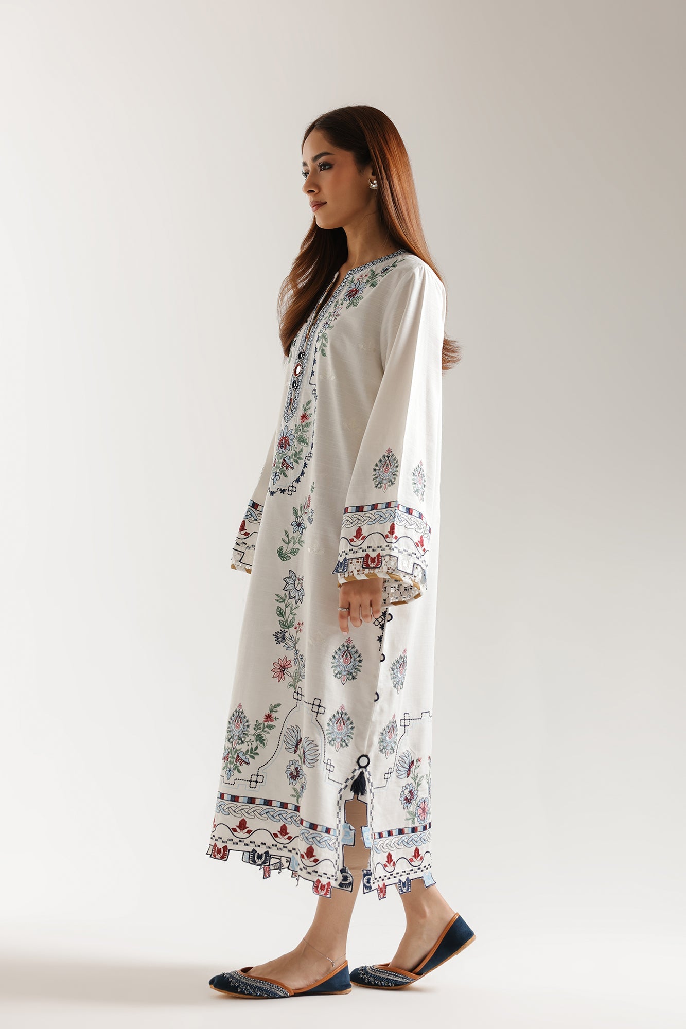 EMBROIDERED SHIRT (E3714/103/003) - Image 3