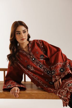 EMBROIDERED SUIT (E3724/103/319)