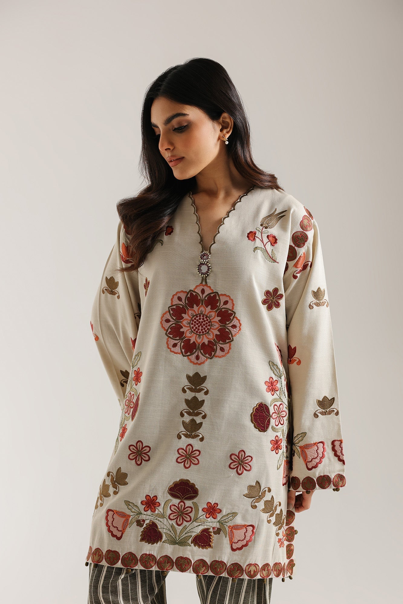 EMBROIDERED SUIT (E3733/103/722) - Image 5