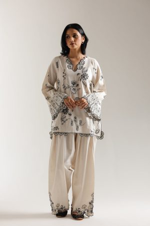 EMBROIDERED SUIT (E3740/103/003)