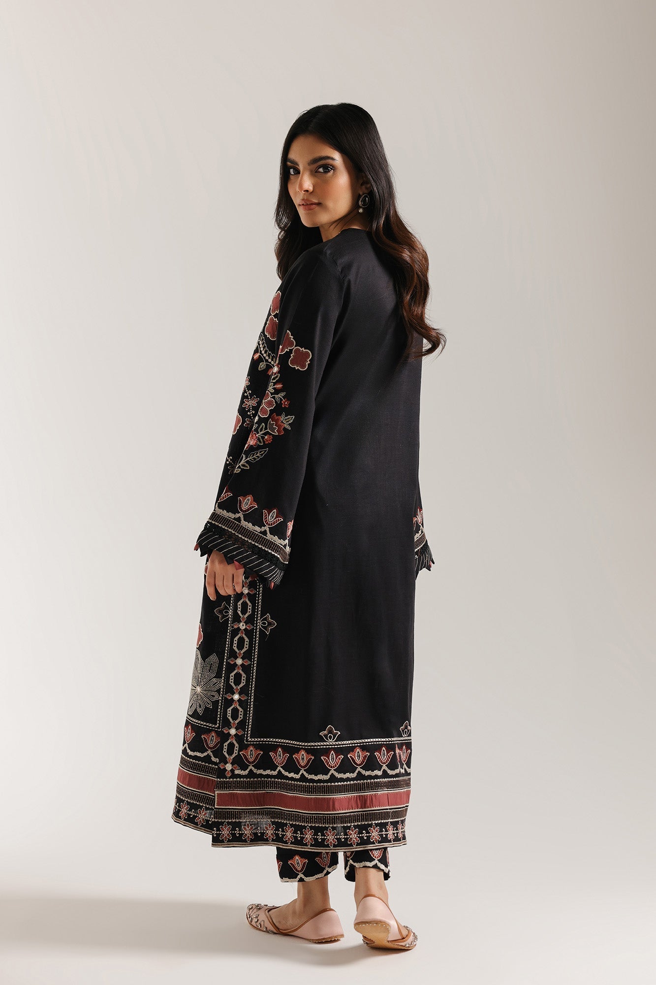 EMBROIDERED SUIT (E3741/103/902) - Image 3
