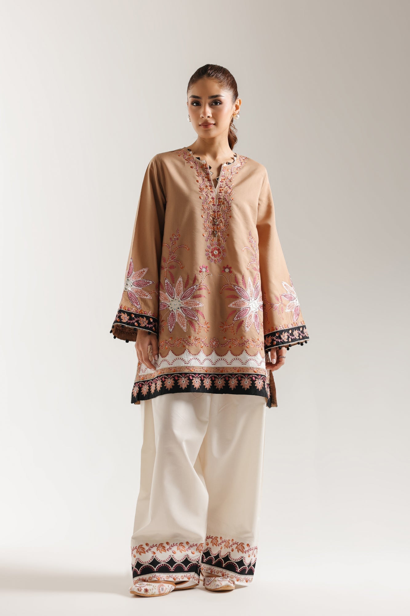 EMBROIDERED SUIT (E3781/103/806) - Image 4