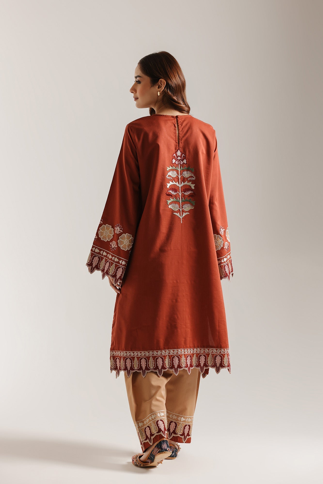 EMBROIDERED SUIT (E3795/103/308) - Image 4