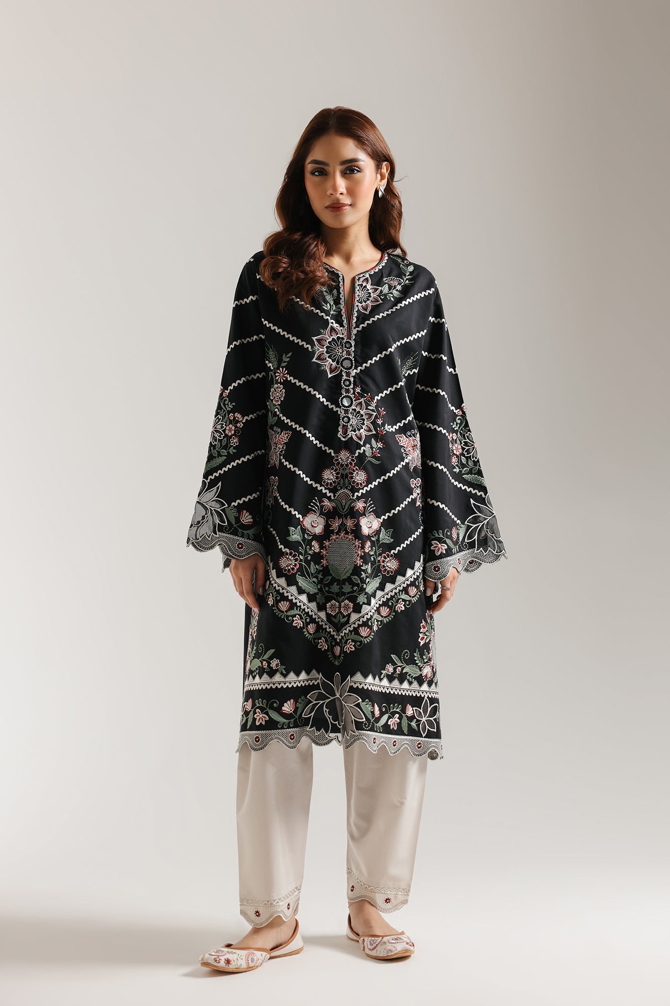 EMBROIDERED SUIT (E3803/103/902) - Image 2