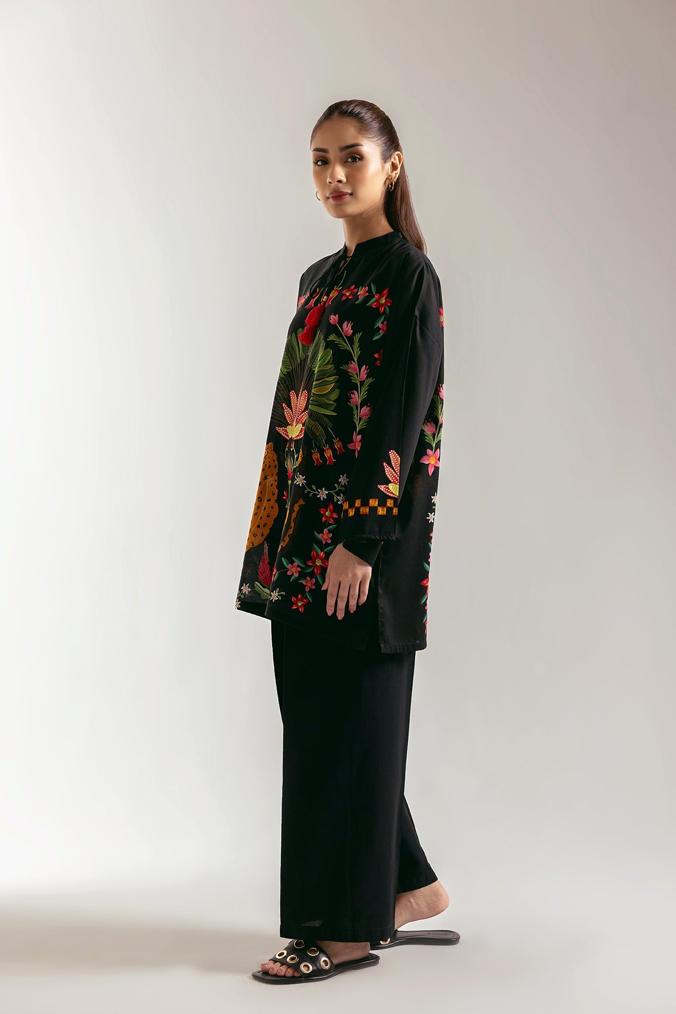 PRINTED KURTI (E102/902/5831) - Image 2