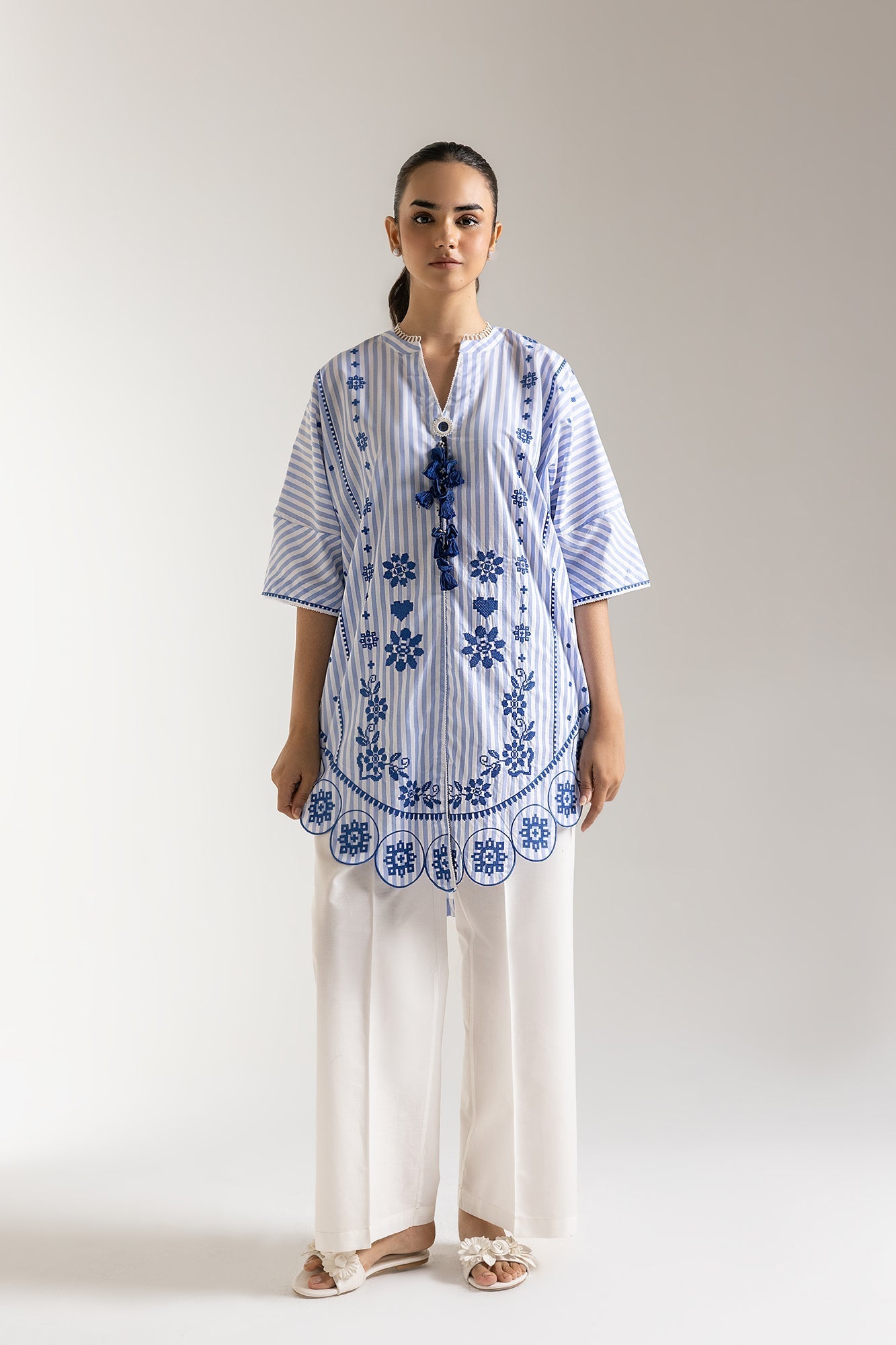 EMBROIDERED KURTI (E5839/102/629) - Image 3