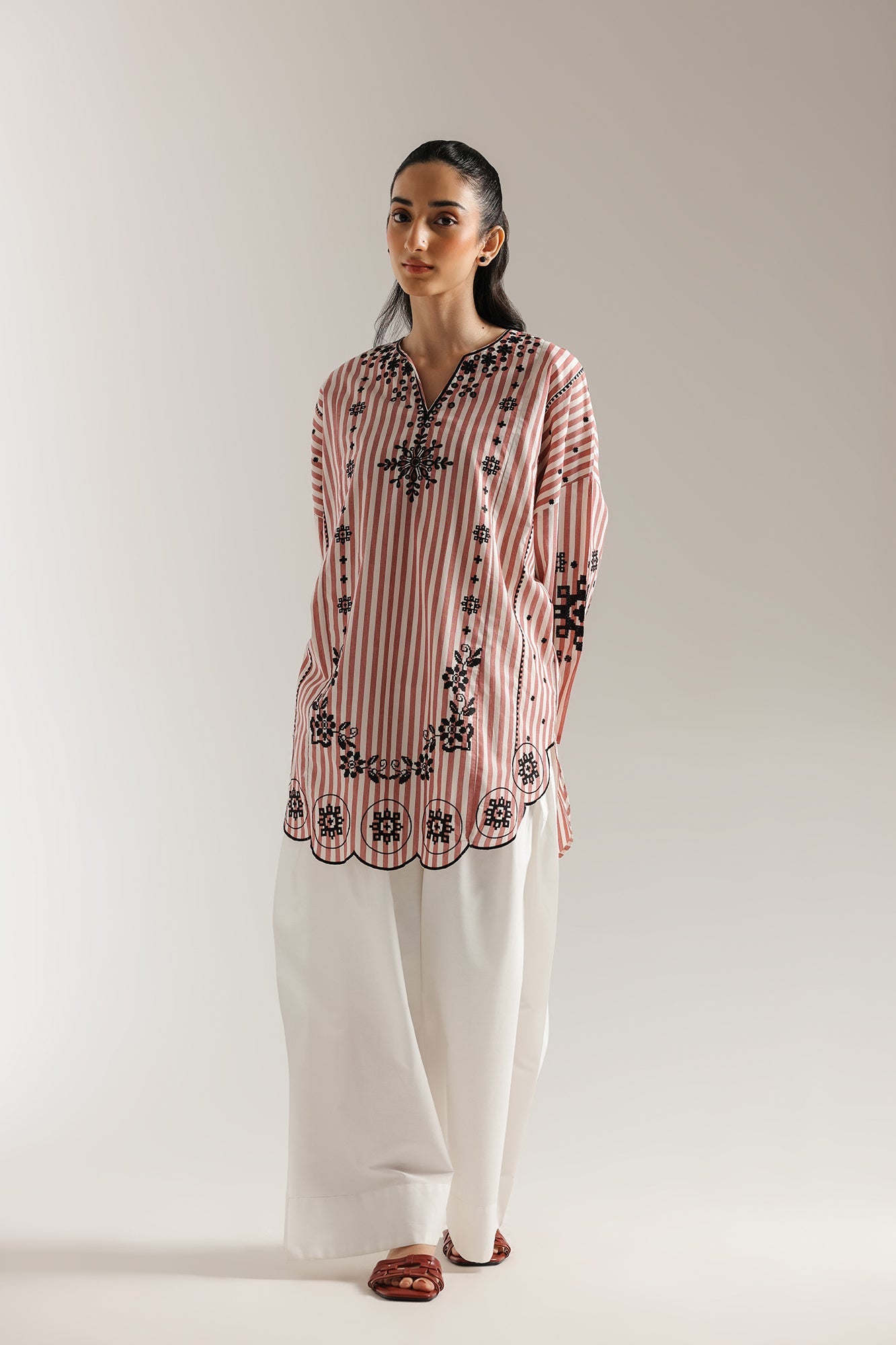 EMBROIDERED KURTI (E5840/102/003) - Image 2
